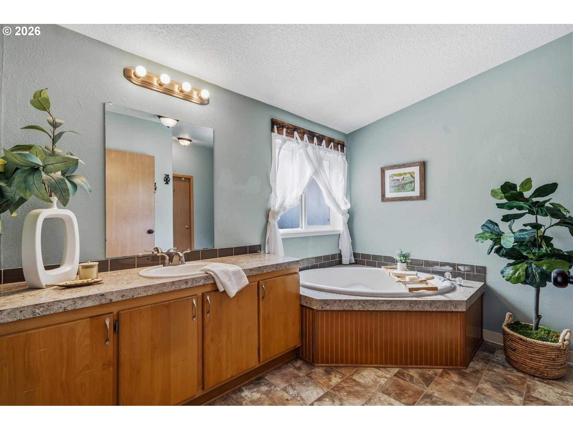 308 SE 412TH AVE