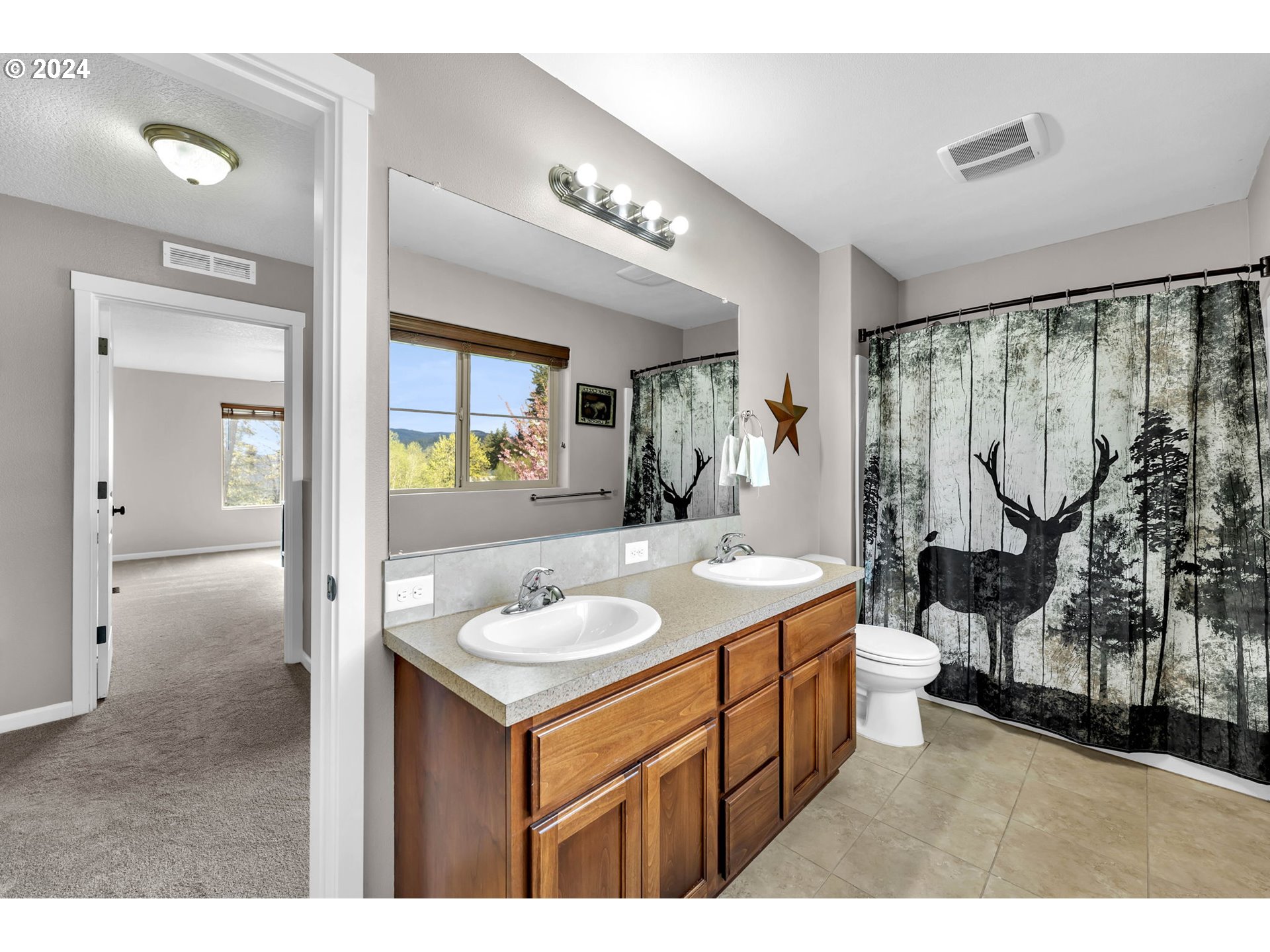 182 LOOKOUT DR