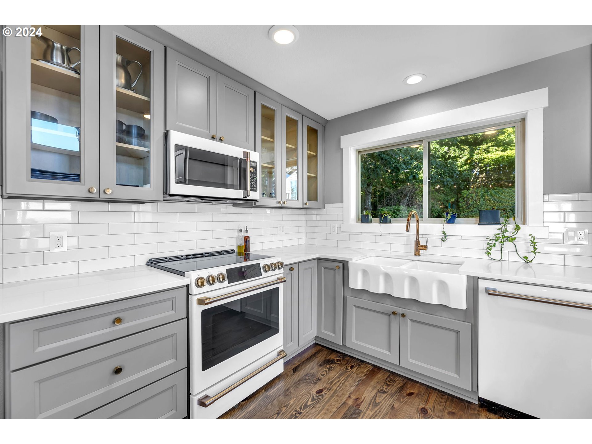 40700 NE SKYE VIEW DR