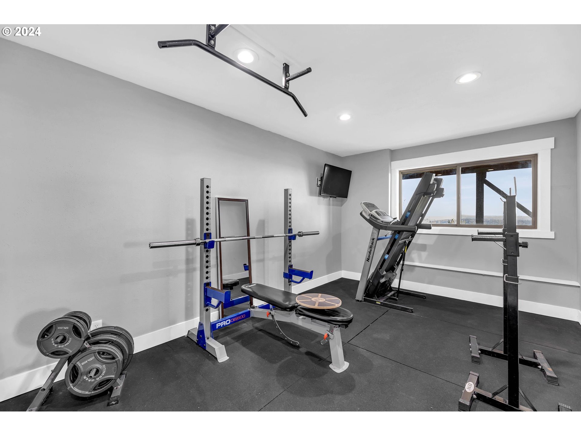 40700 NE SKYE VIEW DR