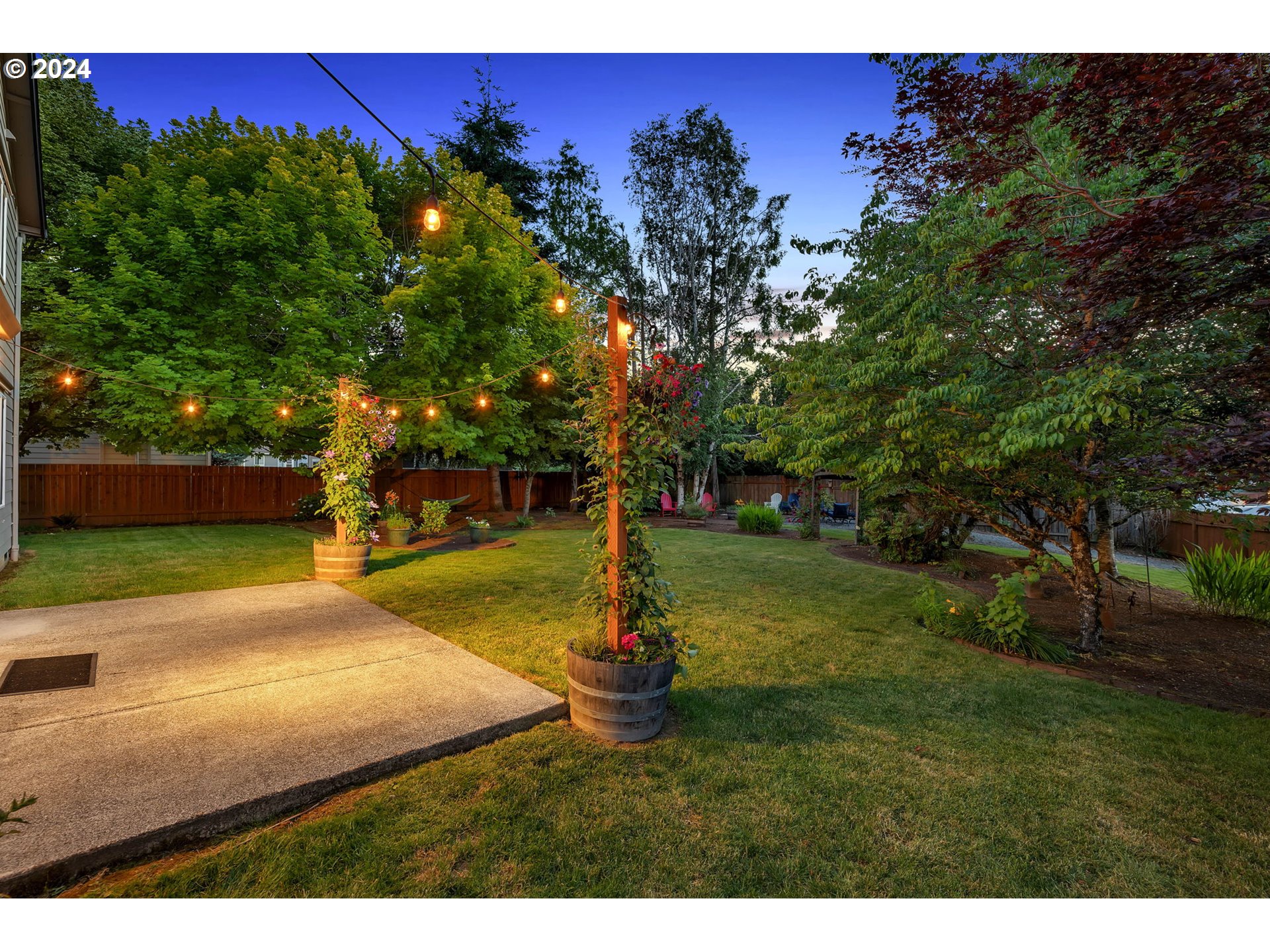 4687 ROLLING MEADOWS DR
