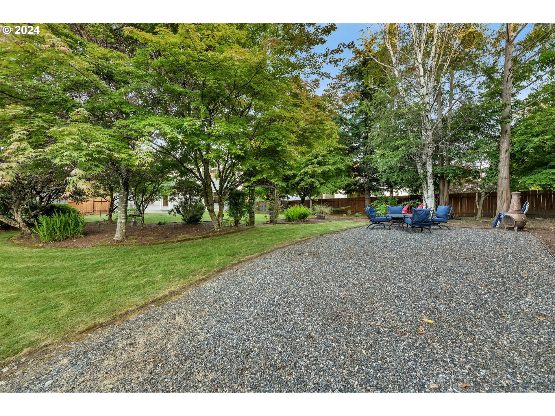 4687 ROLLING MEADOWS DR