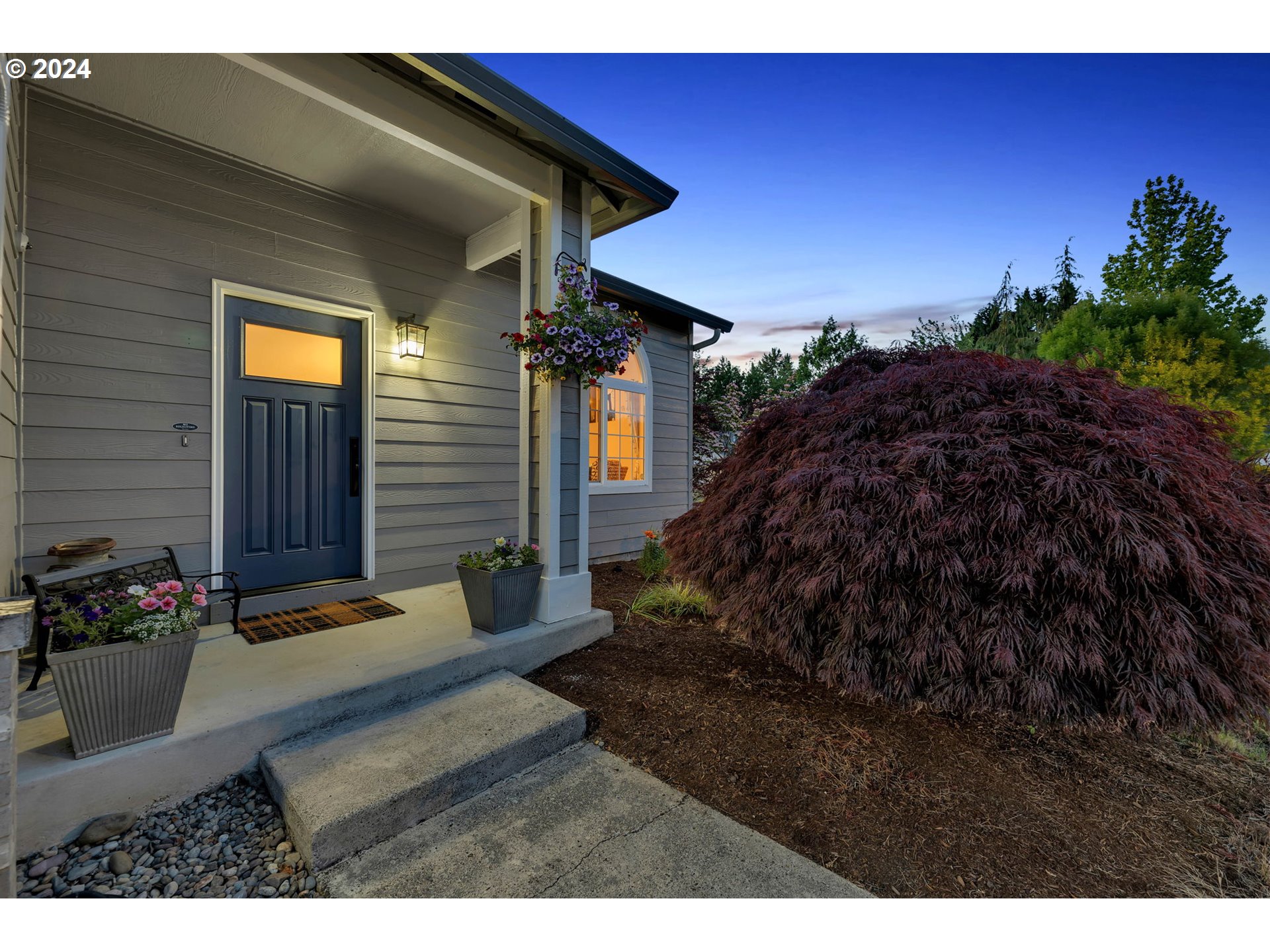 4687 ROLLING MEADOWS DR