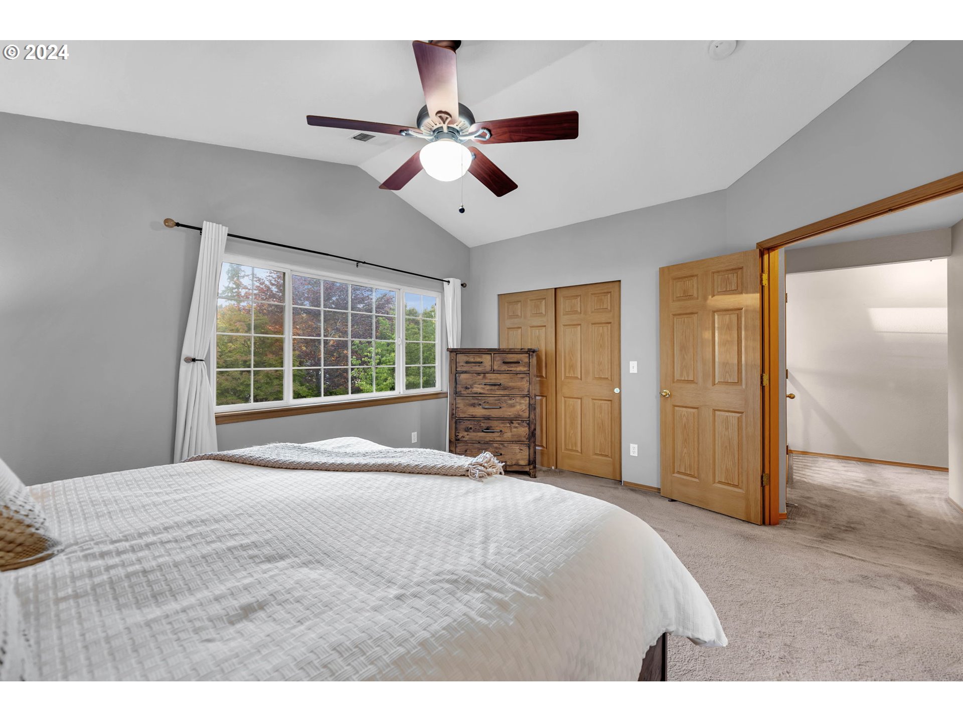4687 ROLLING MEADOWS DR