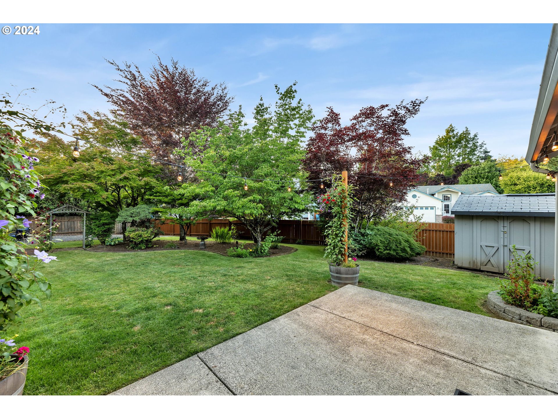 4687 ROLLING MEADOWS DR