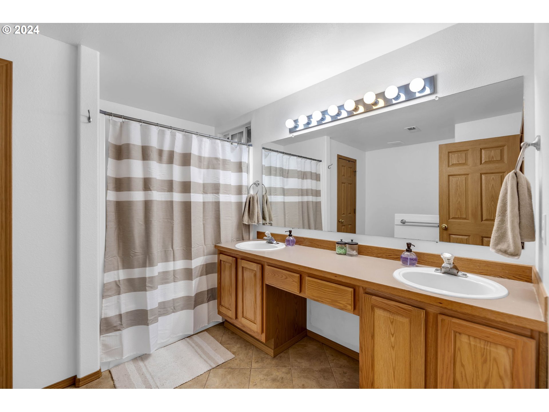 4687 ROLLING MEADOWS DR