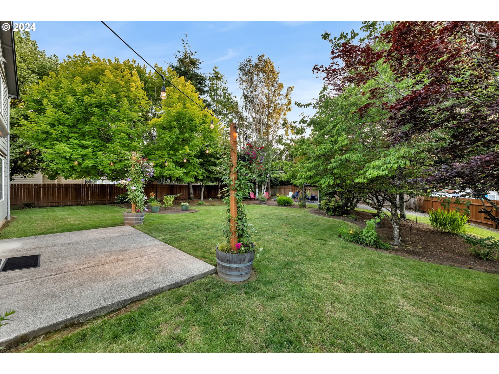 4687 ROLLING MEADOWS DR