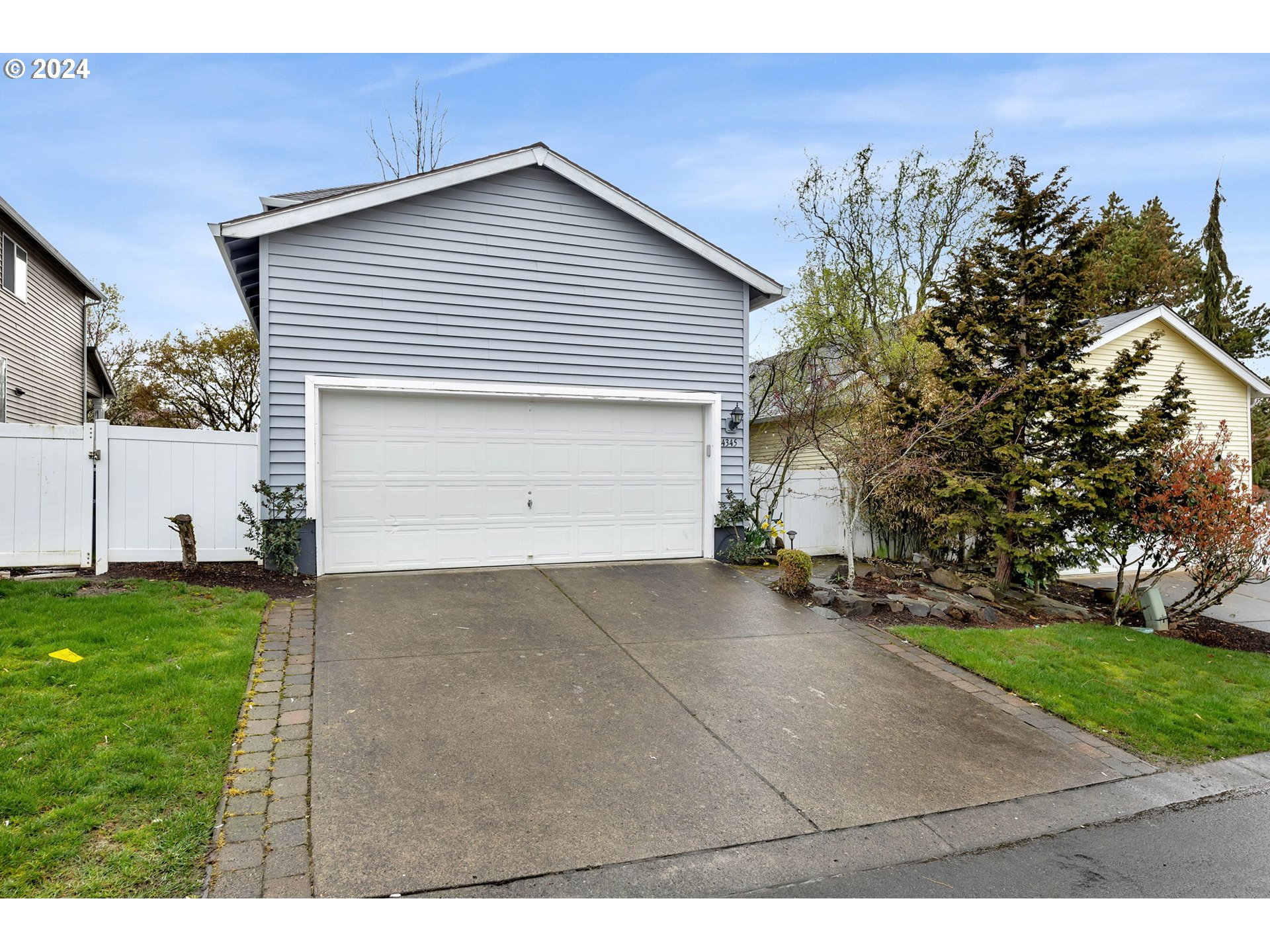 4345 NW 12TH AVE