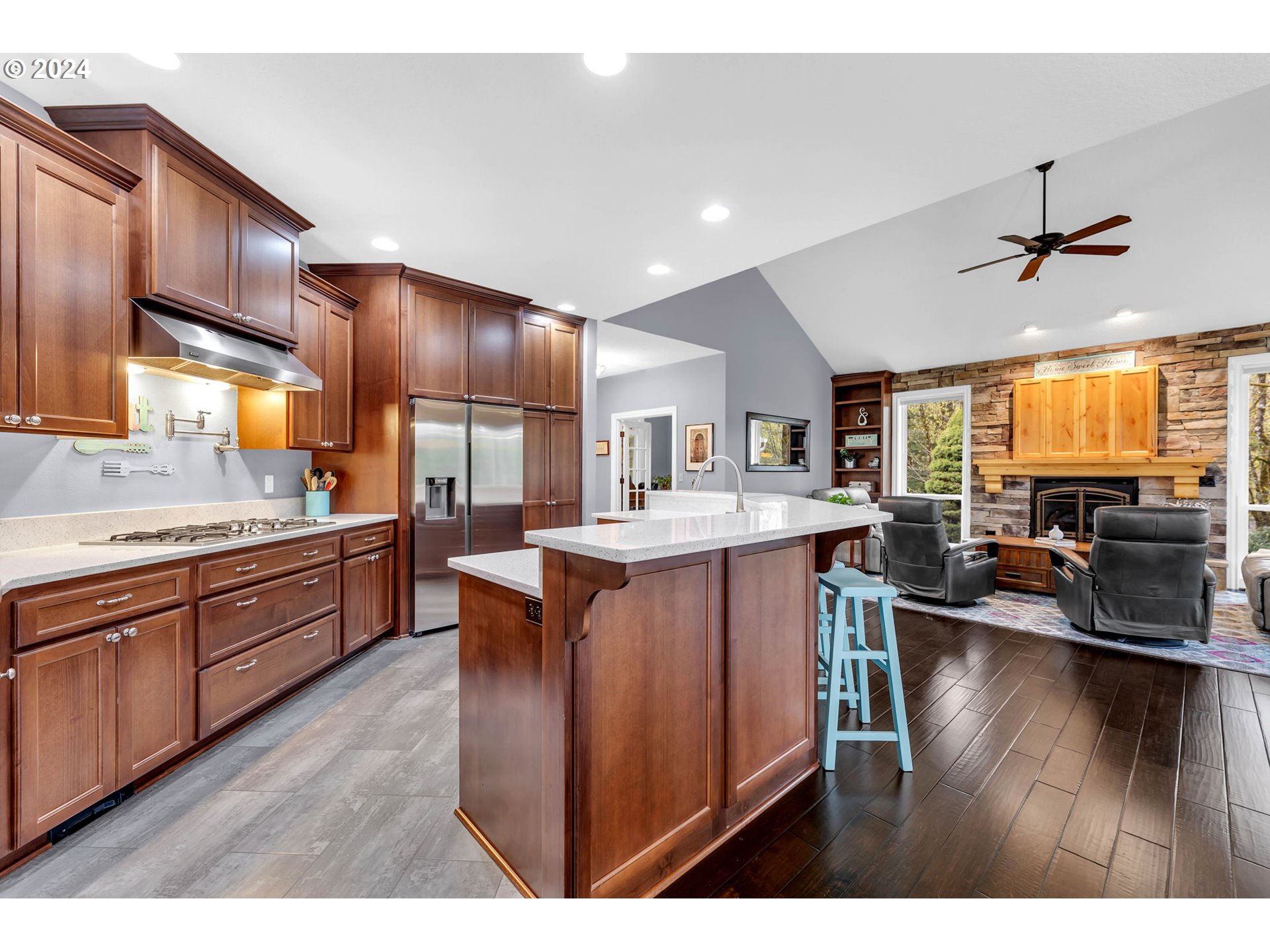 202 CRISPIEN RD
