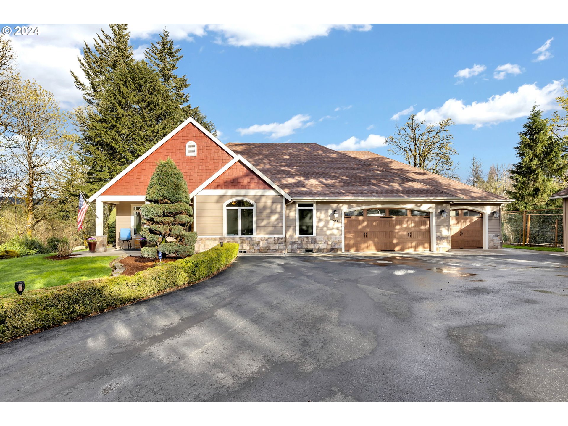 202 CRISPIEN RD