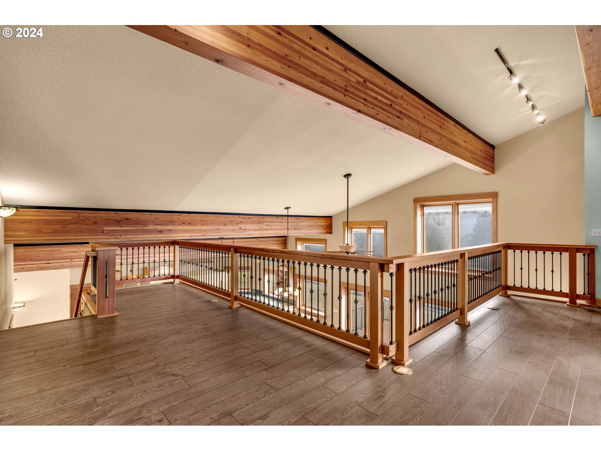 101 PATRICK LN