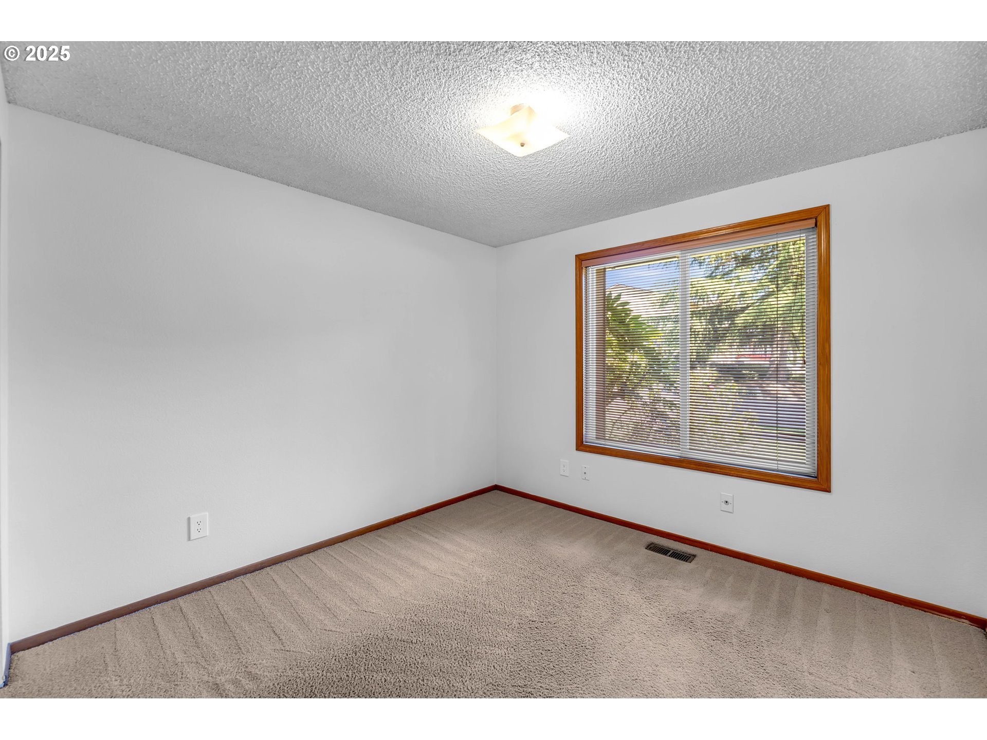 1524 SE 120TH AVE