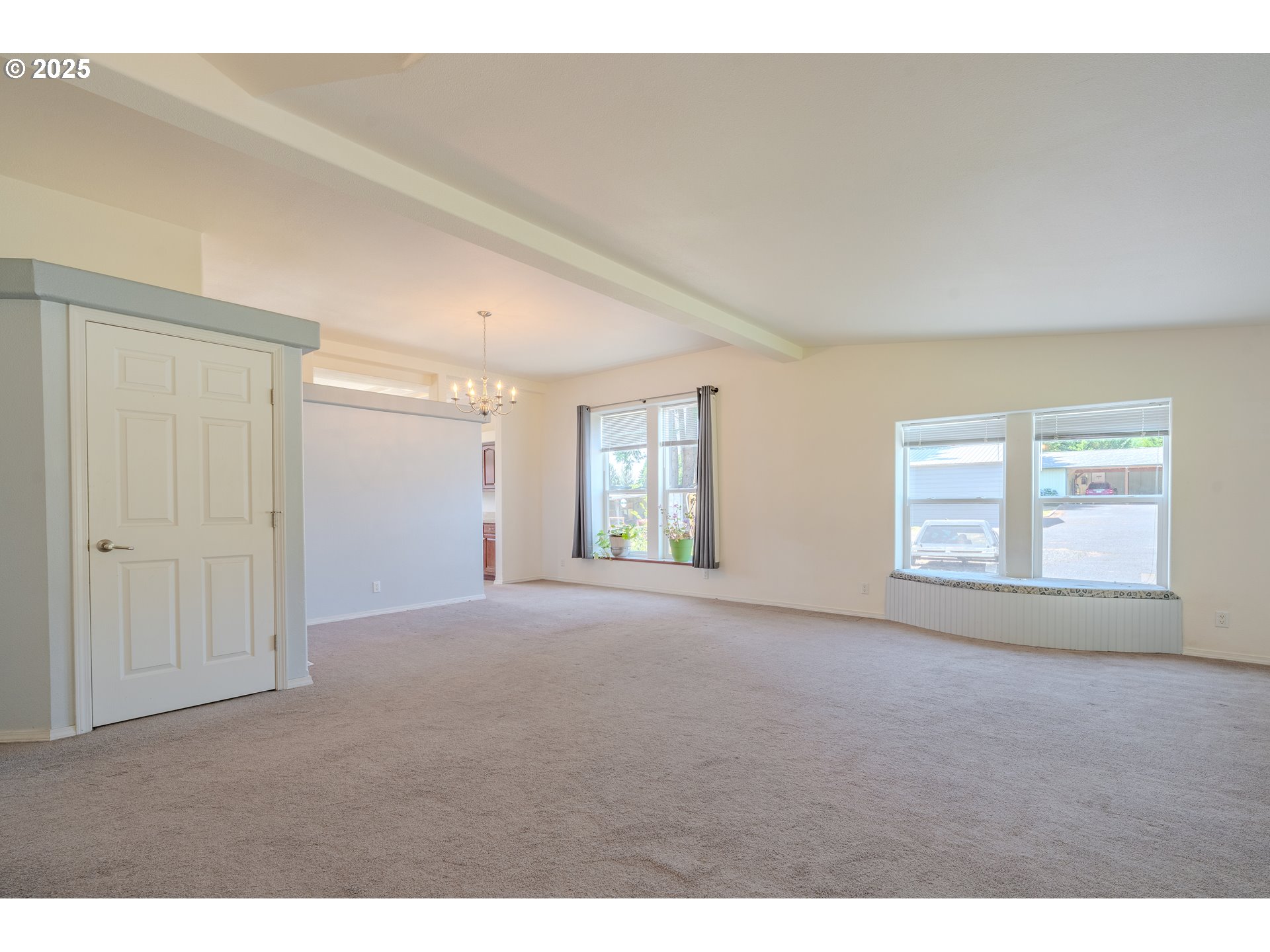 271 OLD AIRPORT RD