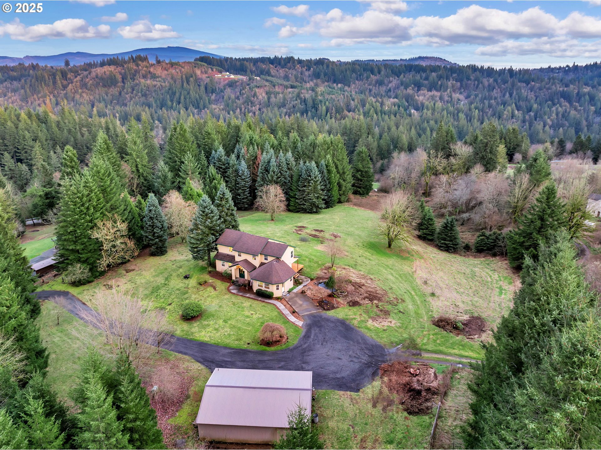 31 HUCKLEBERRY LN