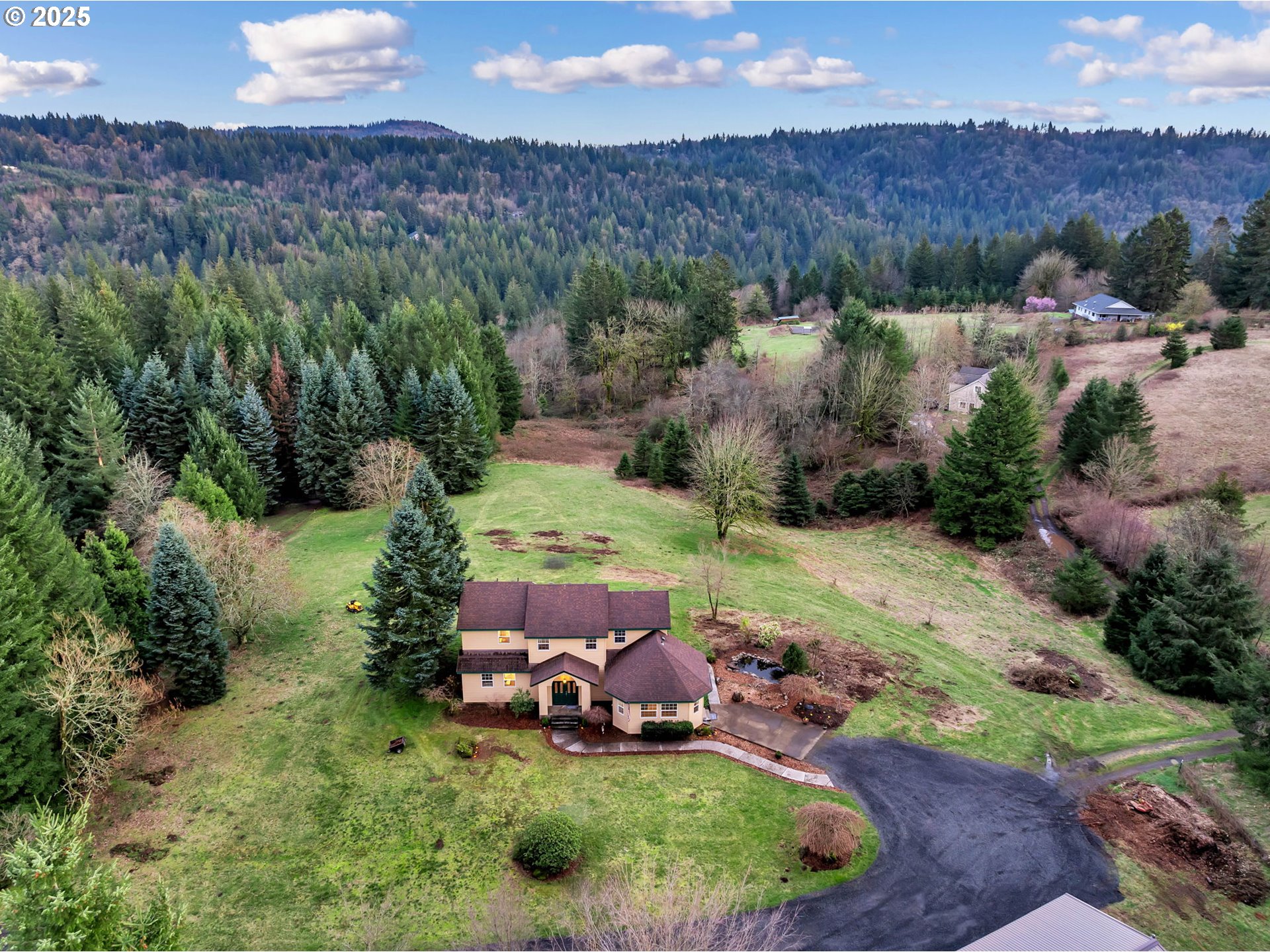 31 HUCKLEBERRY LN