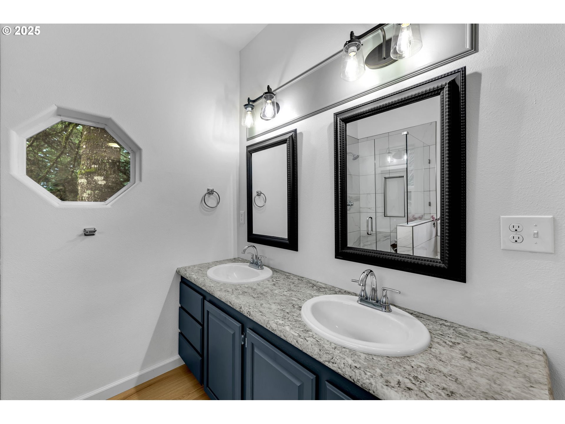 31 HUCKLEBERRY LN
