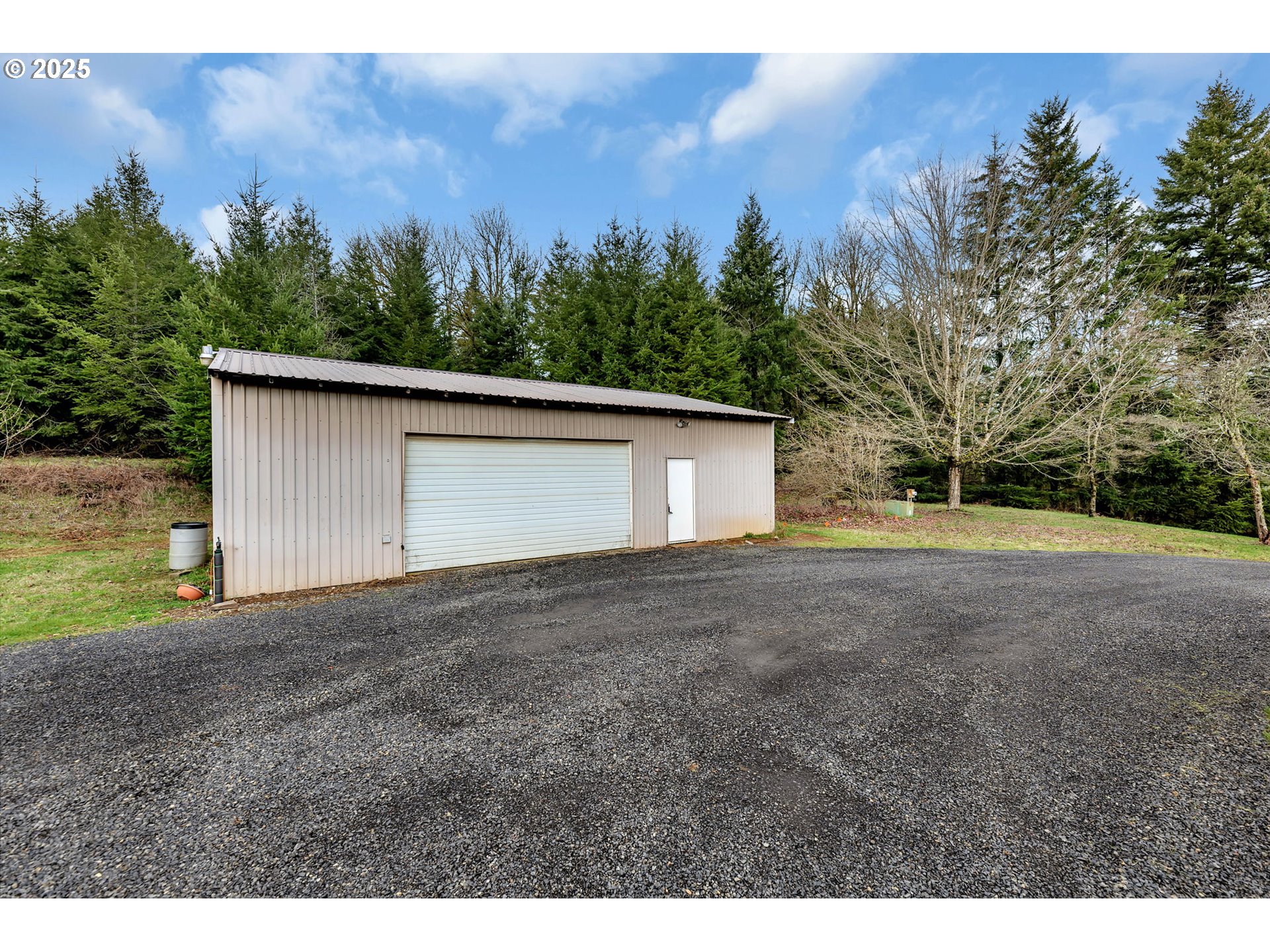 31 HUCKLEBERRY LN