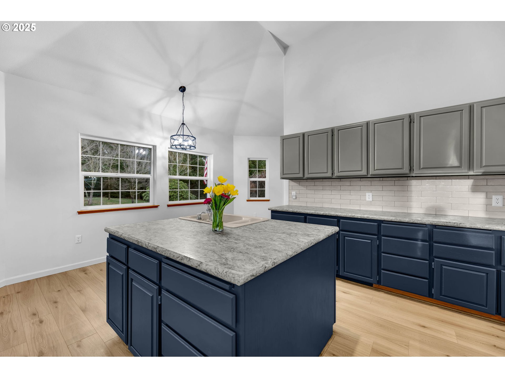 31 HUCKLEBERRY LN