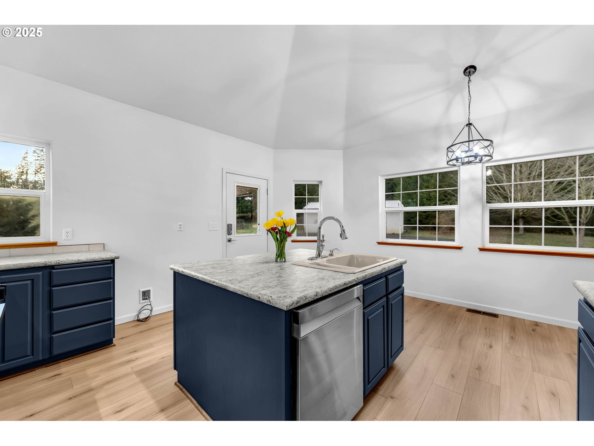 31 HUCKLEBERRY LN