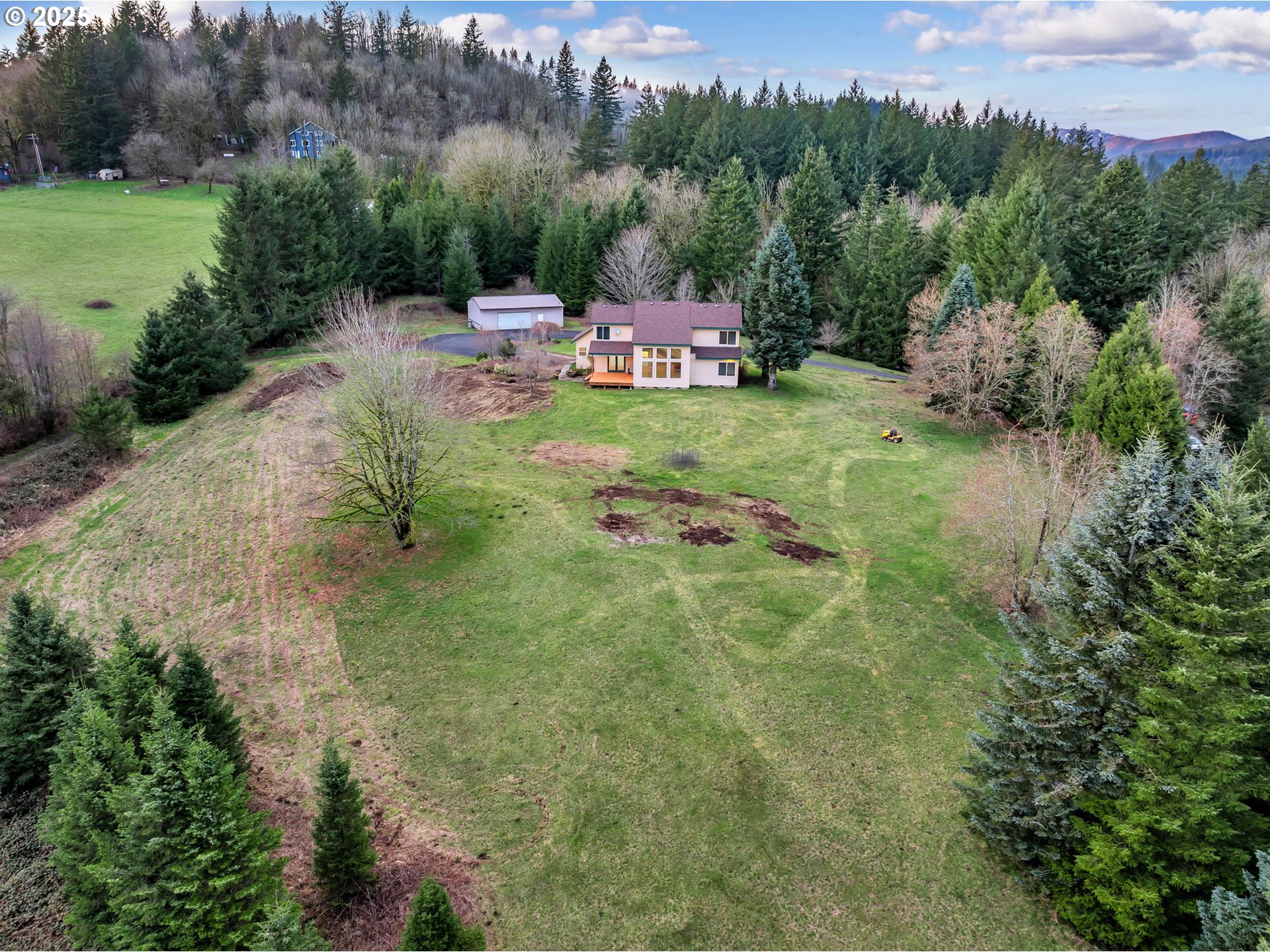 31 HUCKLEBERRY LN