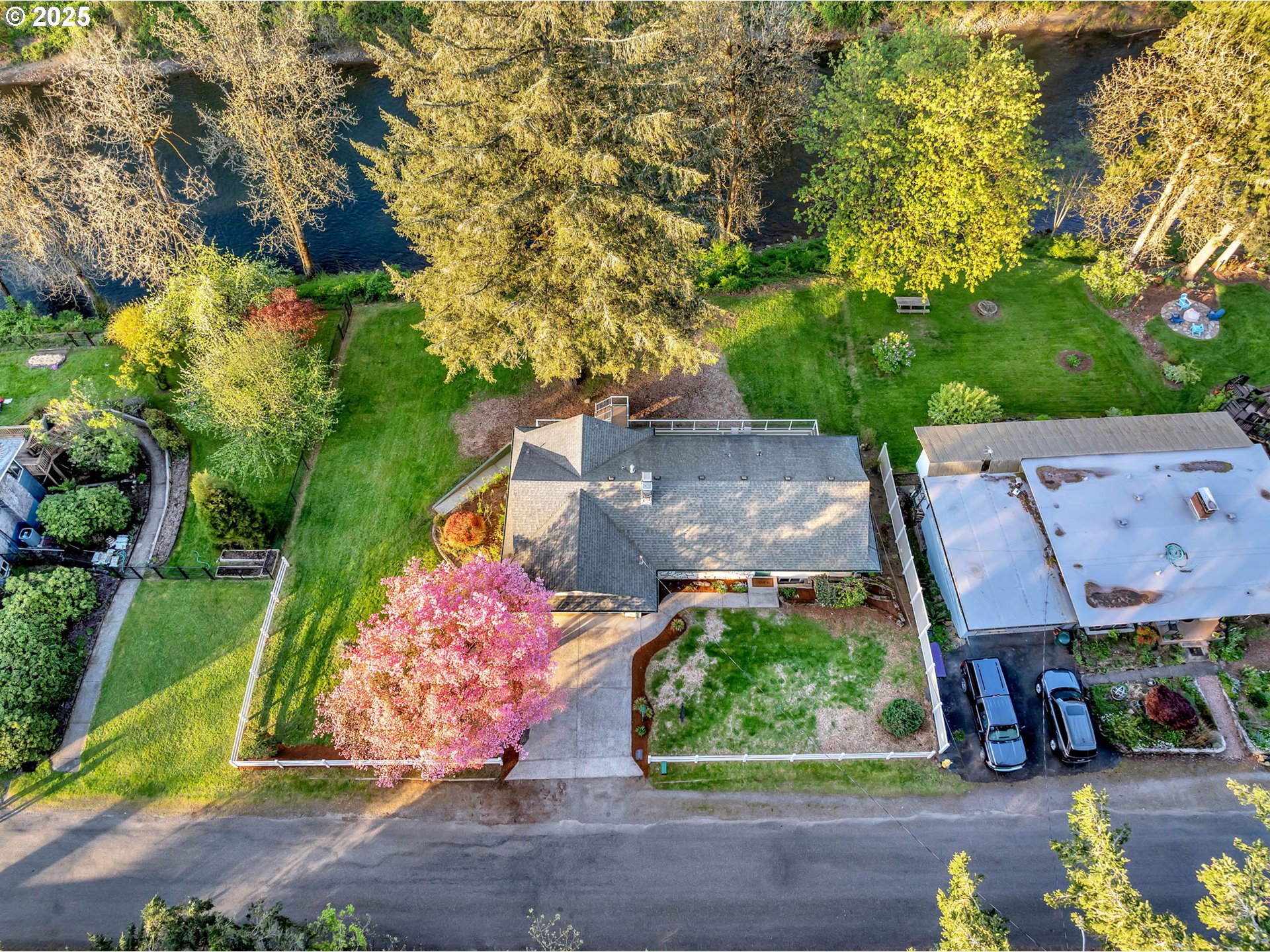 1323 K ST