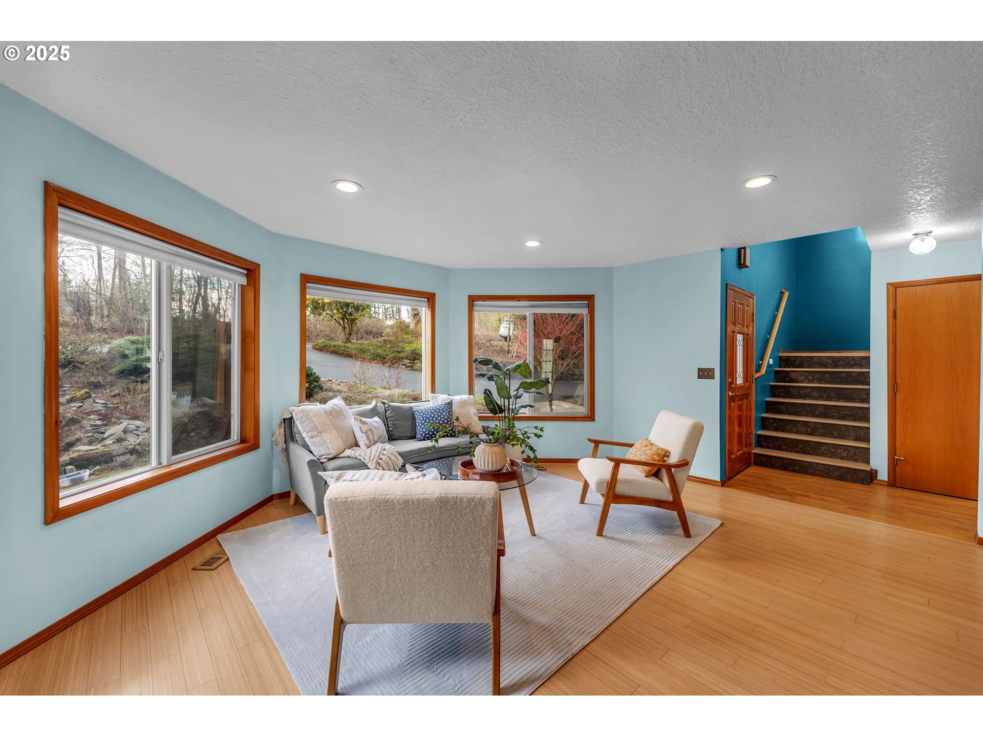 3809 SE SAINT CLAIR RD