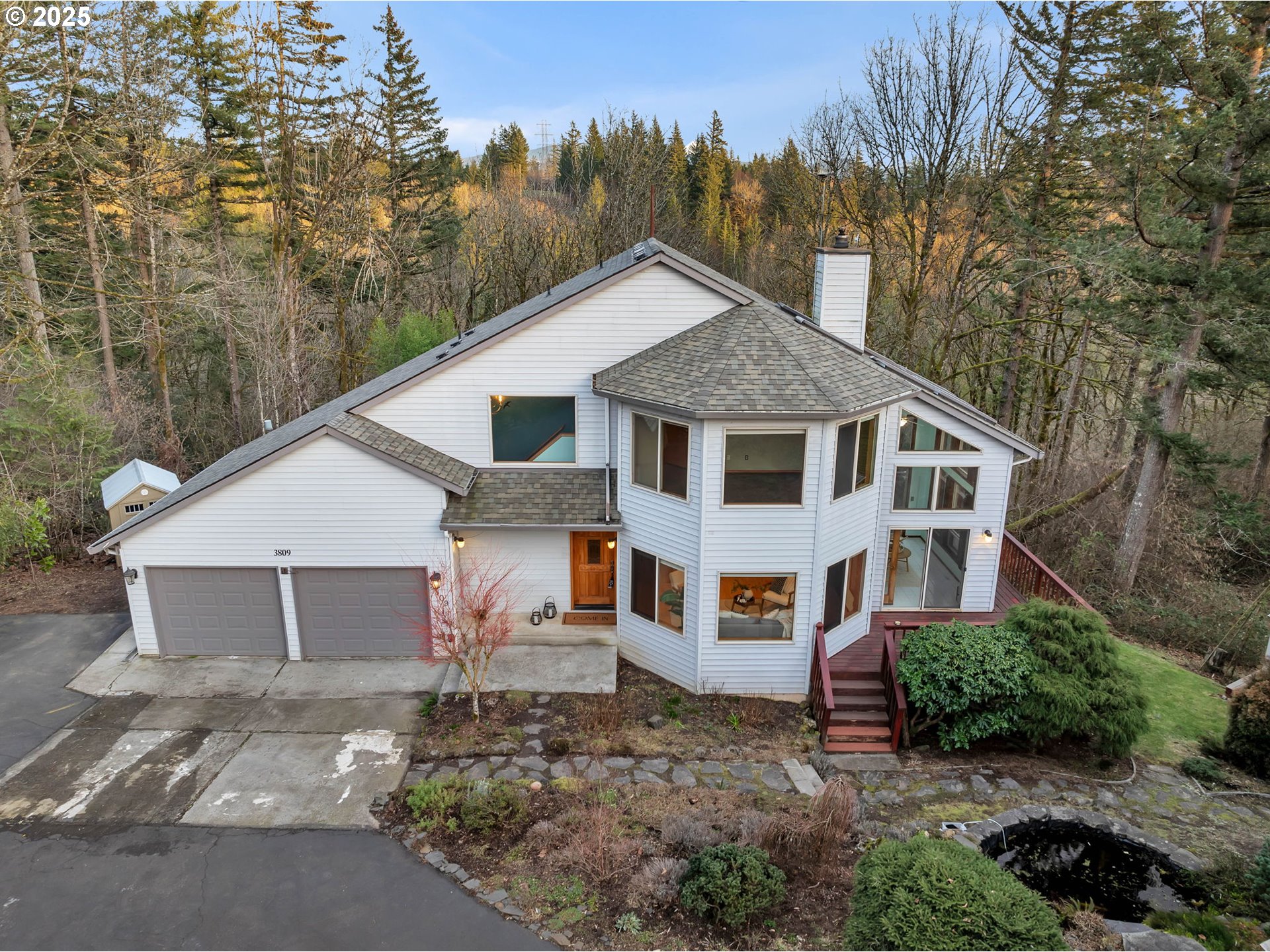 3809 SE SAINT CLAIR RD