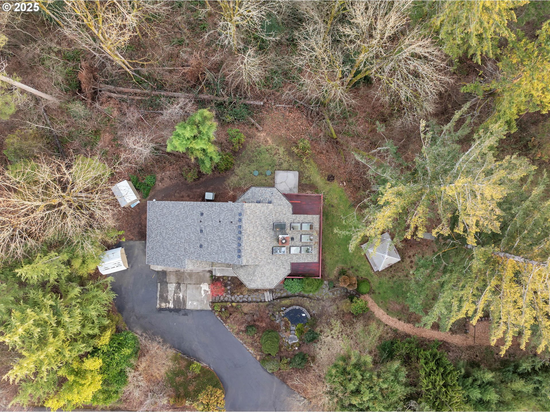 3809 SE SAINT CLAIR RD