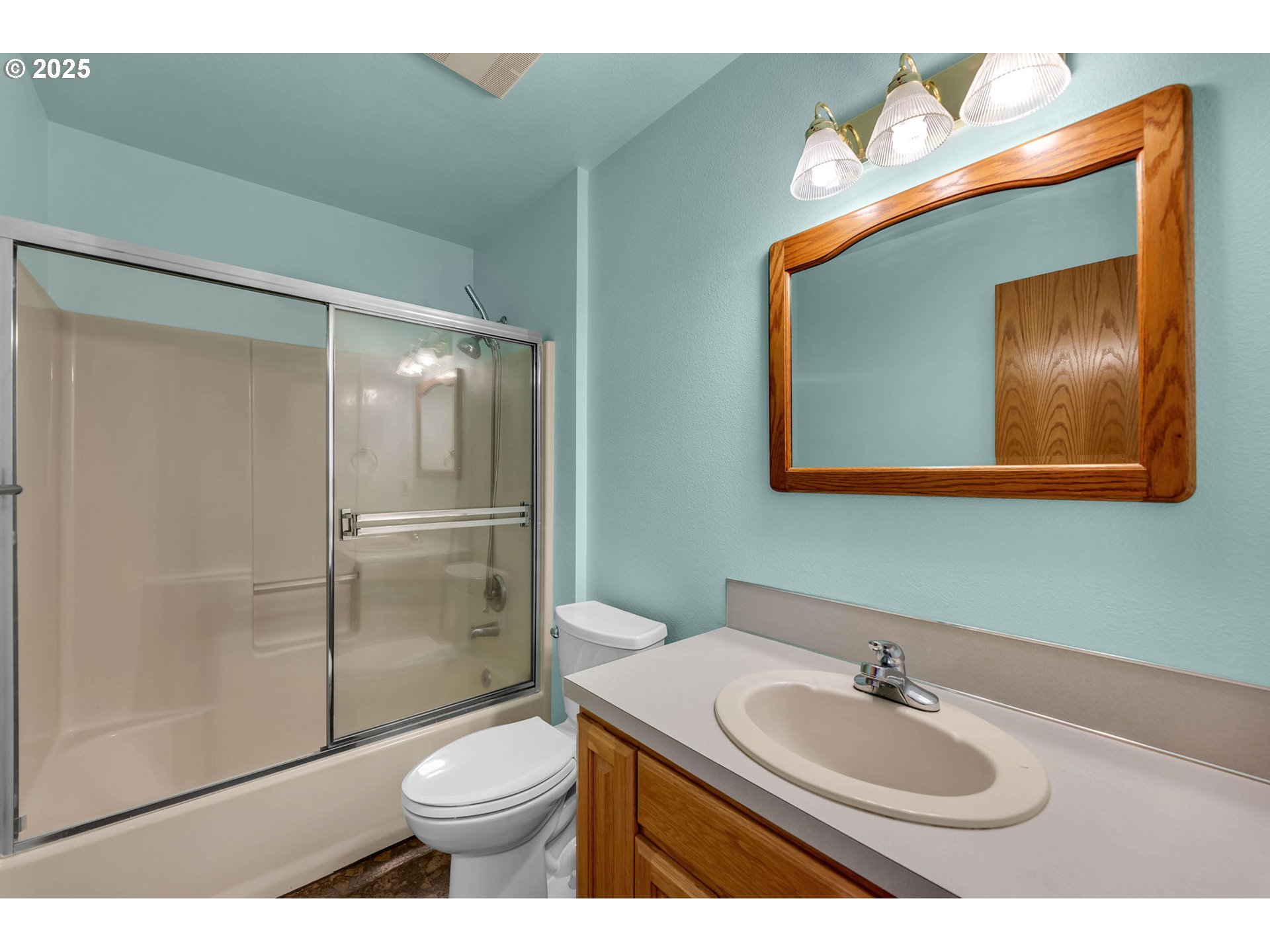 3809 SE SAINT CLAIR RD