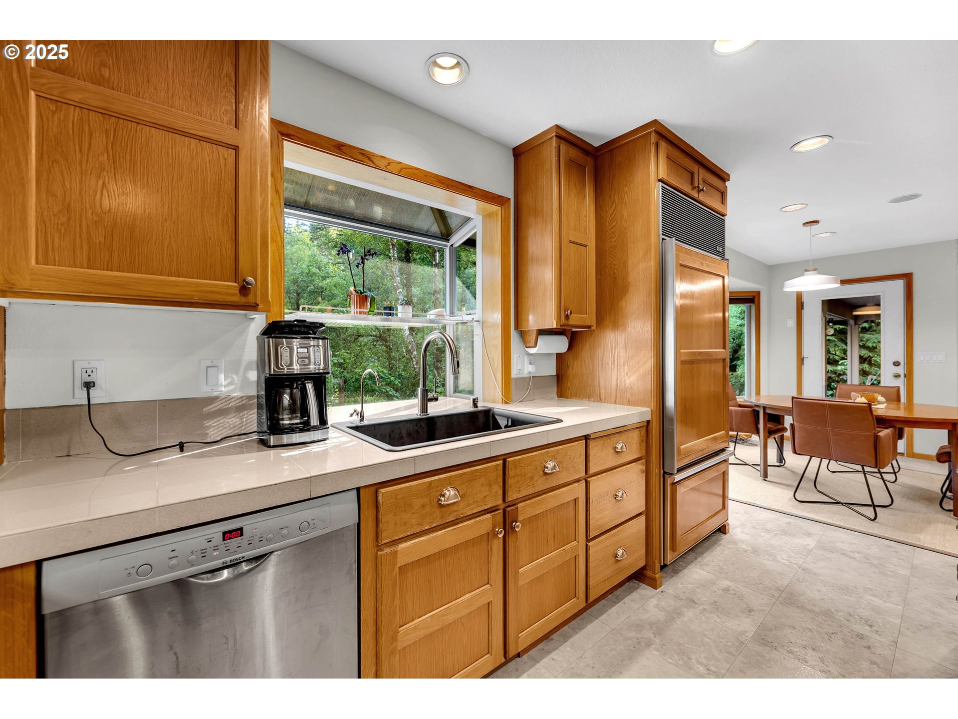 362 LINDA LN