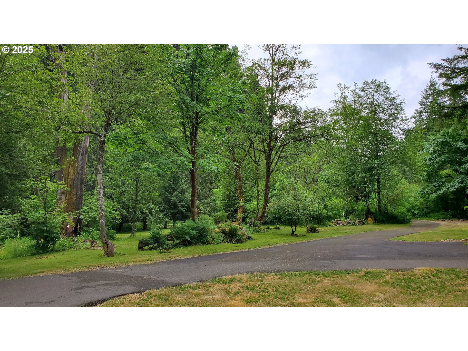 362 LINDA LN