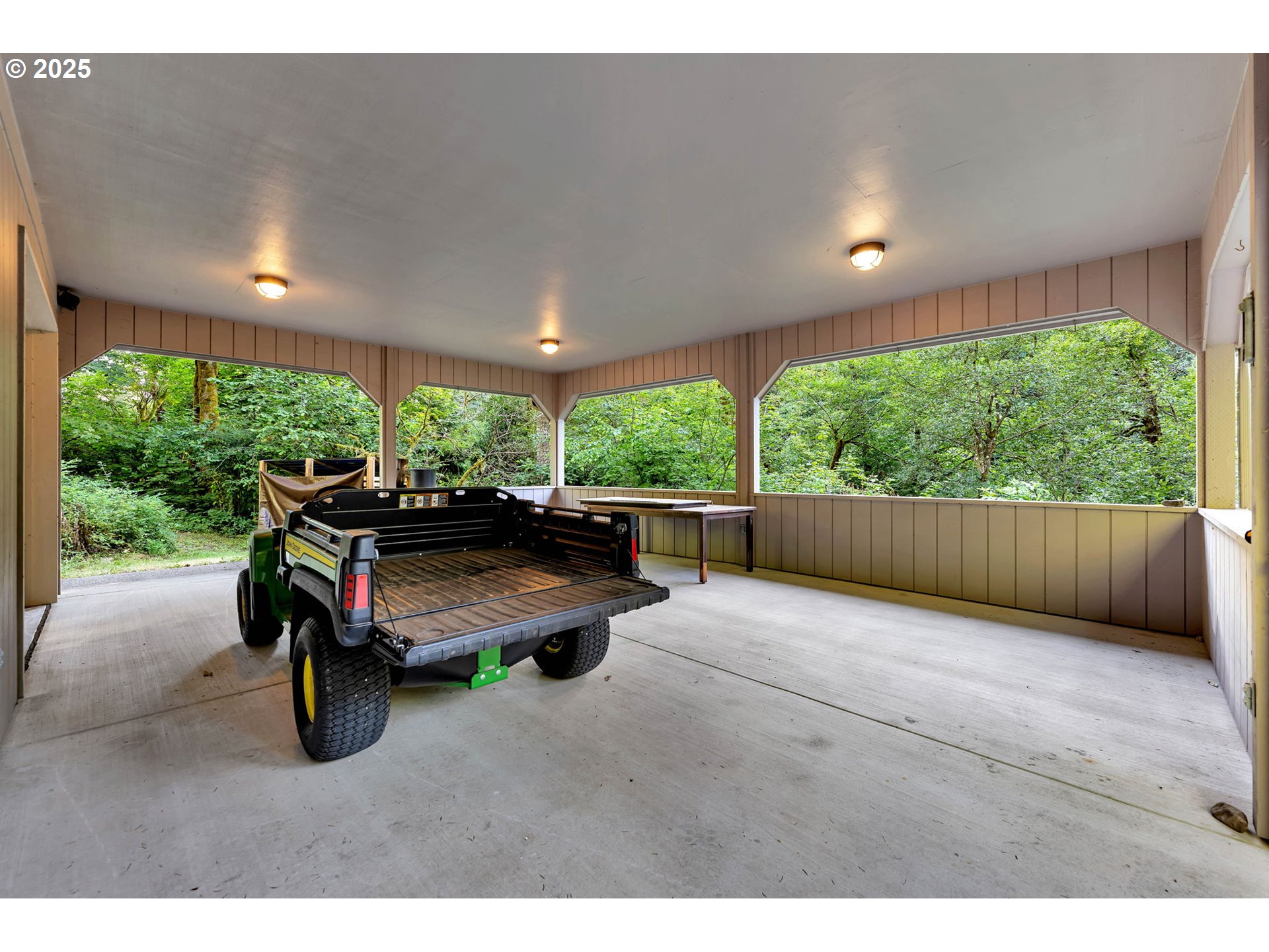 362 LINDA LN