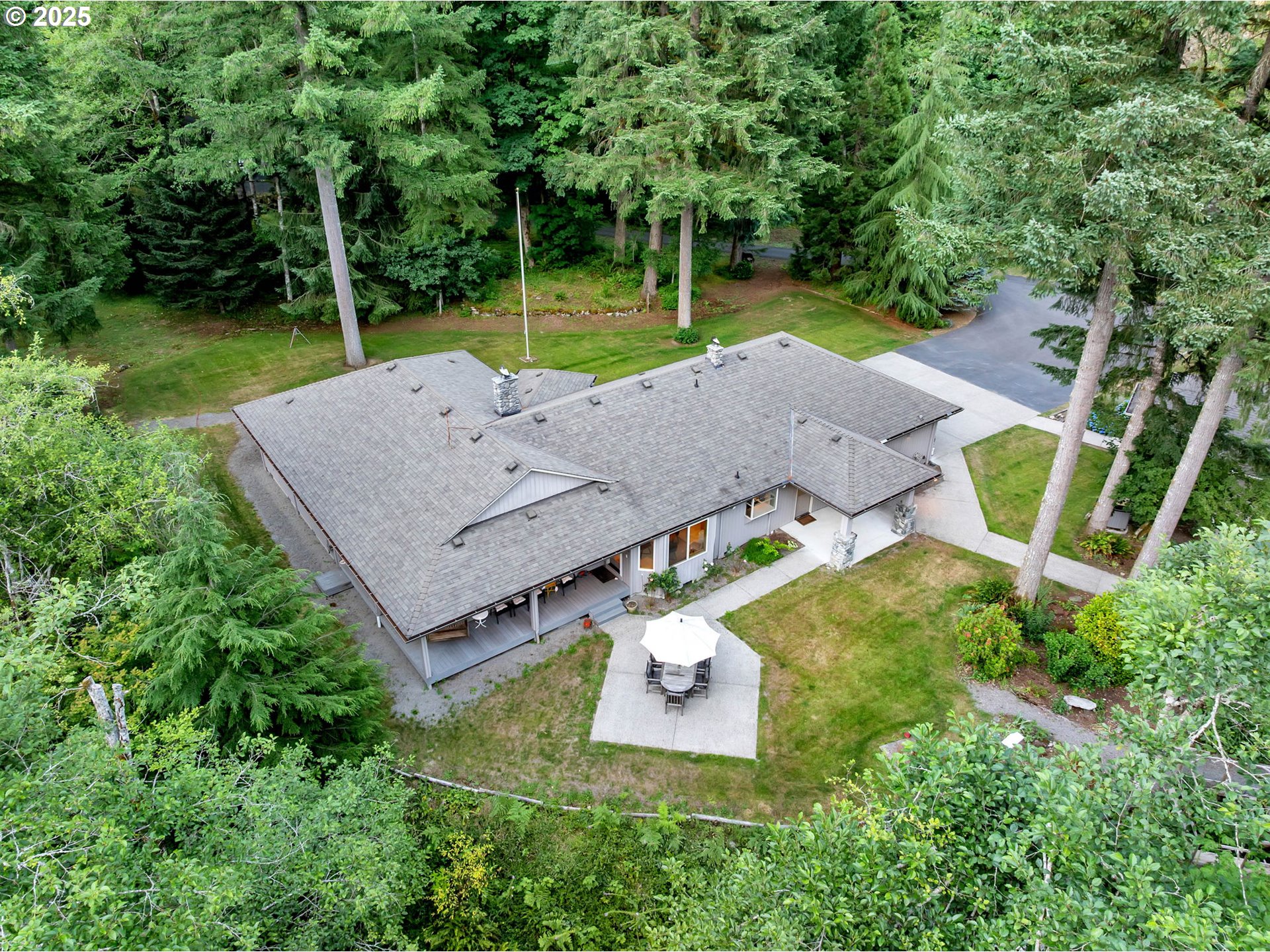 362 LINDA LN