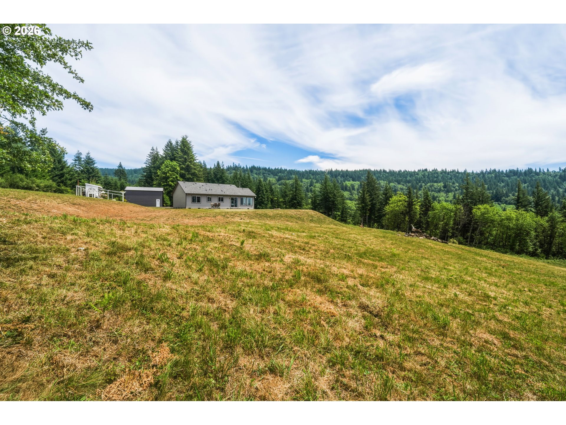 321 HELENS LN