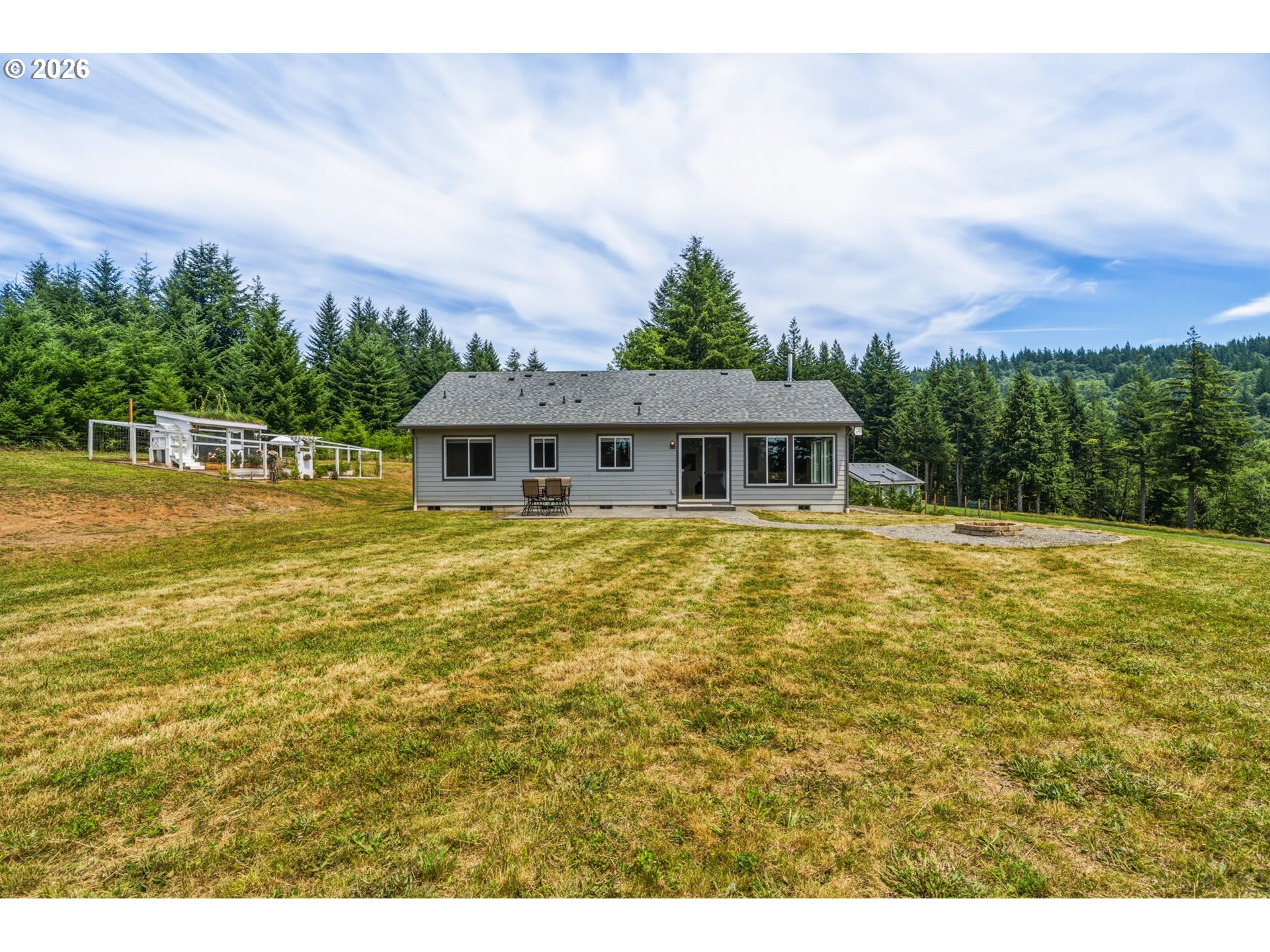 321 HELENS LN