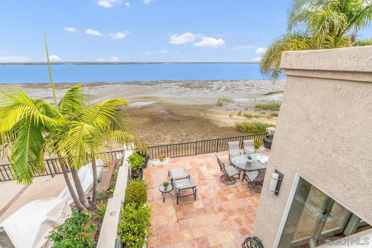55 Aruba Bend