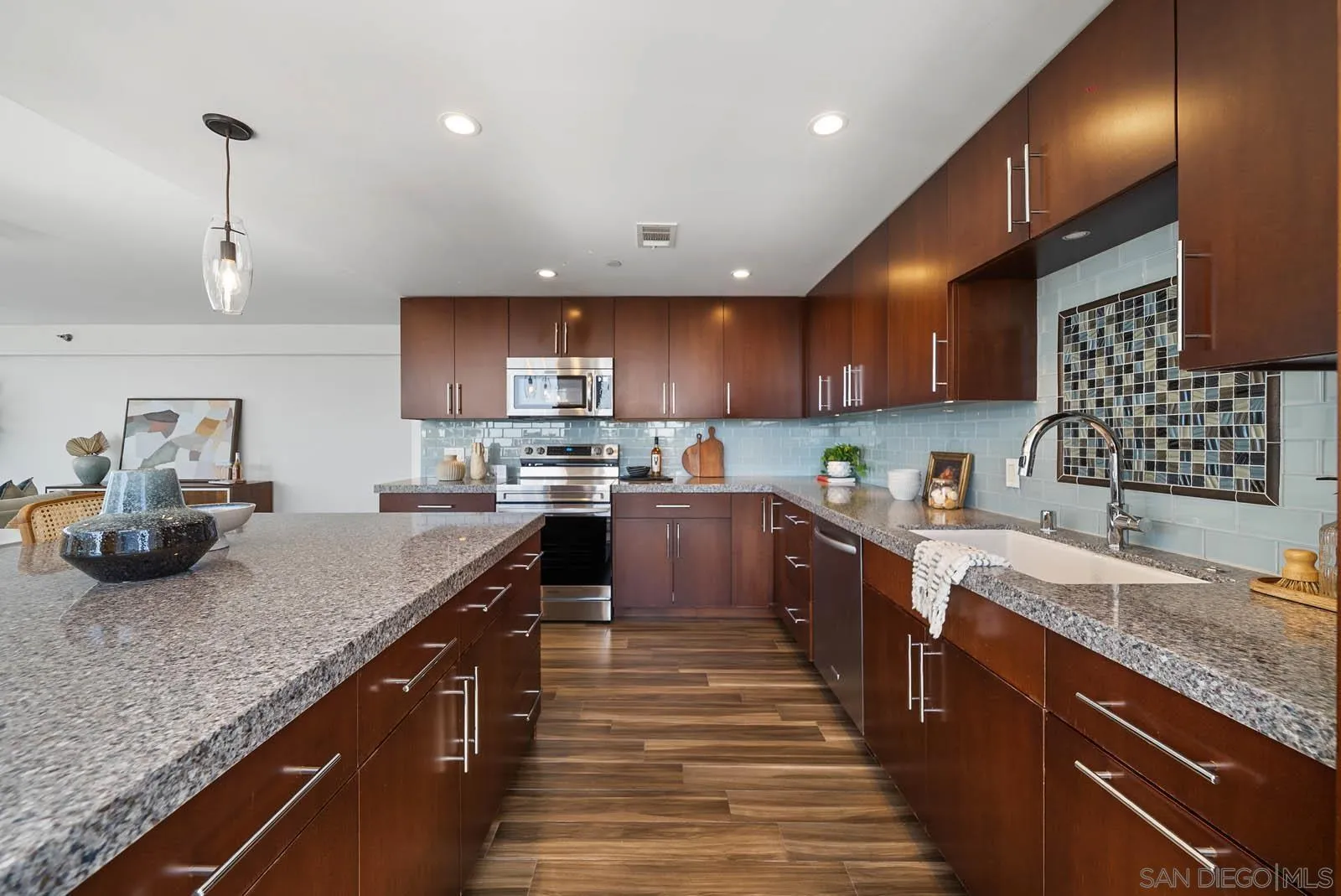 1810 Avenida Del Mundo Unit 408