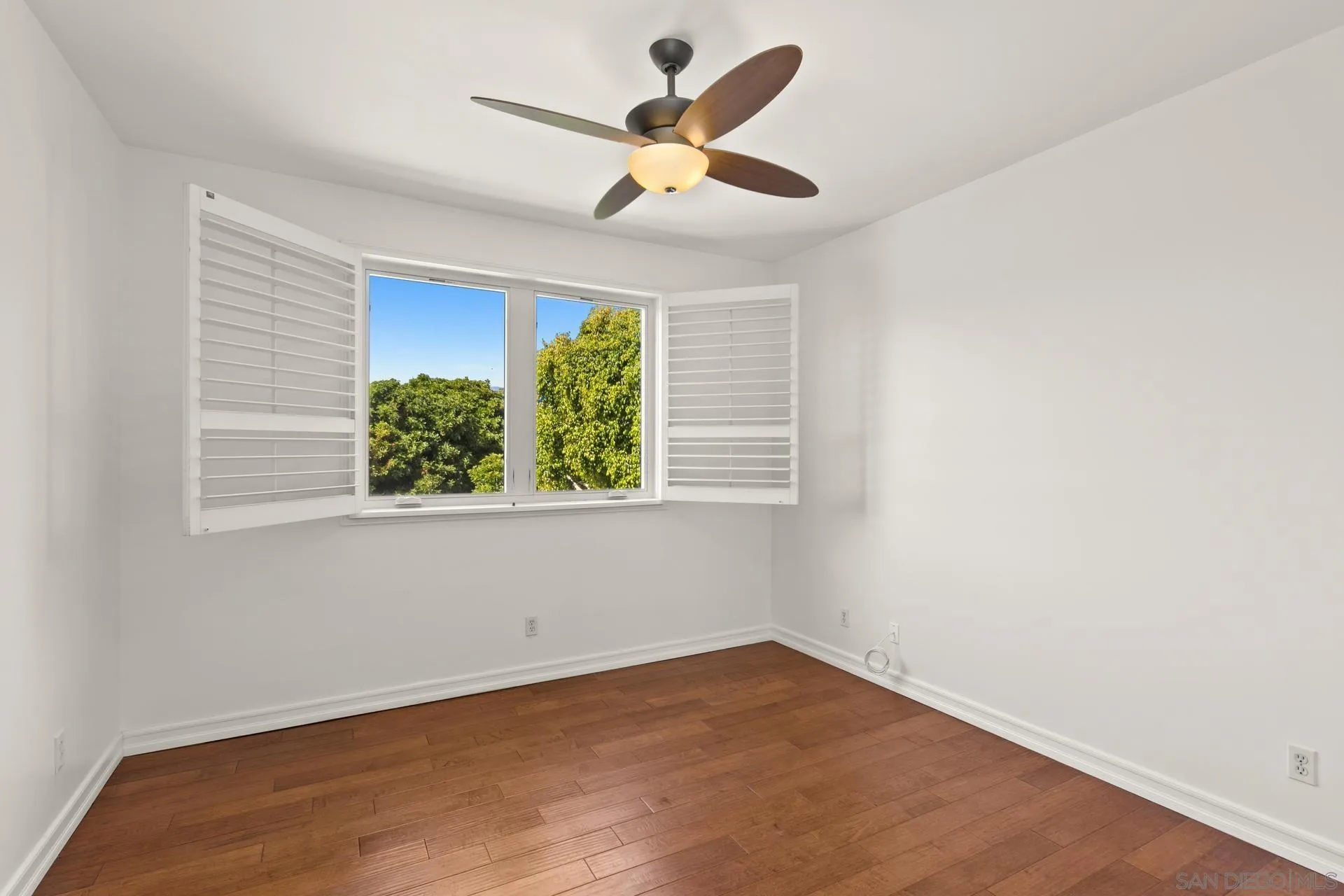 261 G Ave