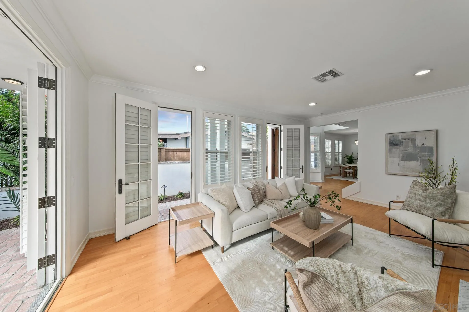 261 G Ave