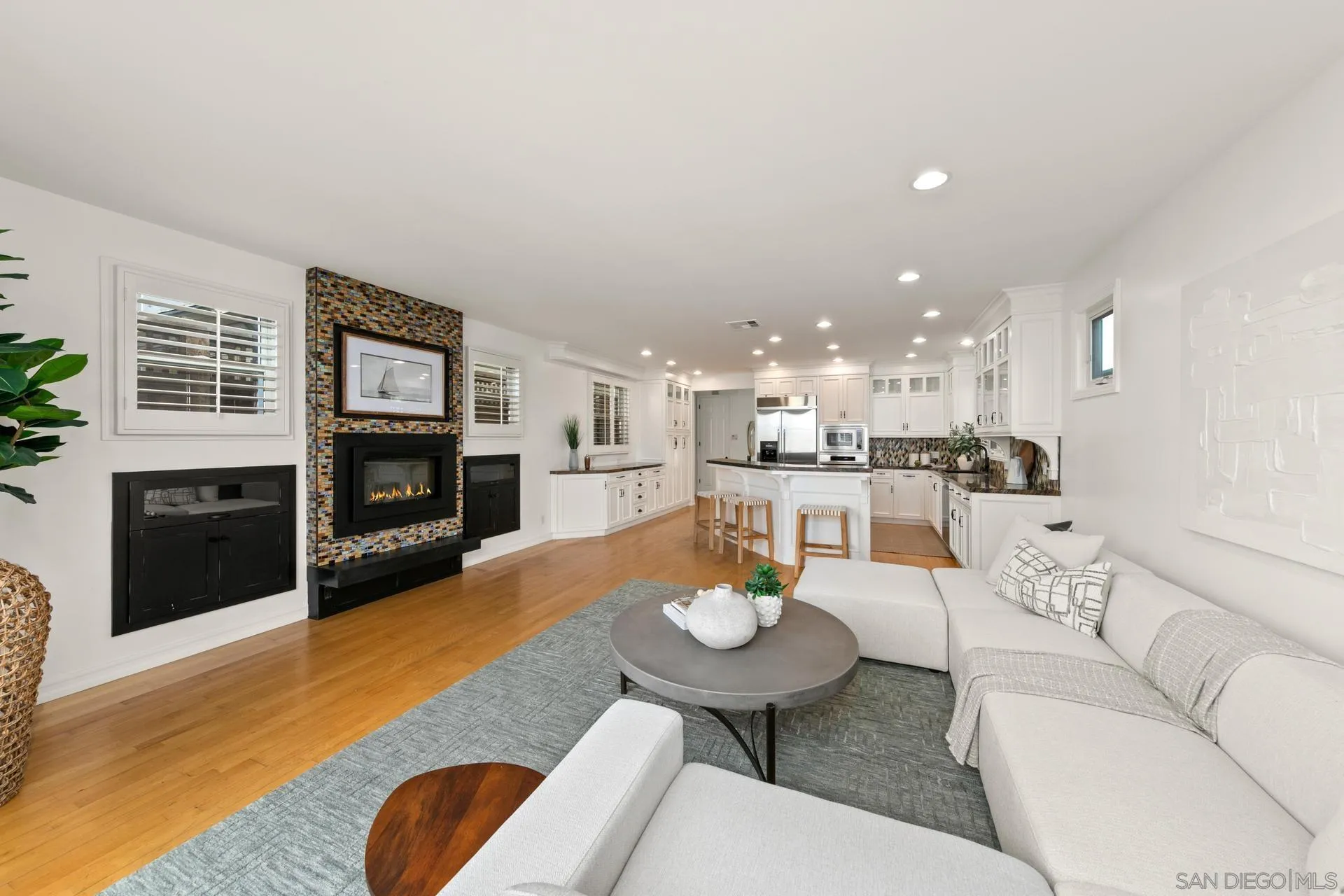 261 G Ave