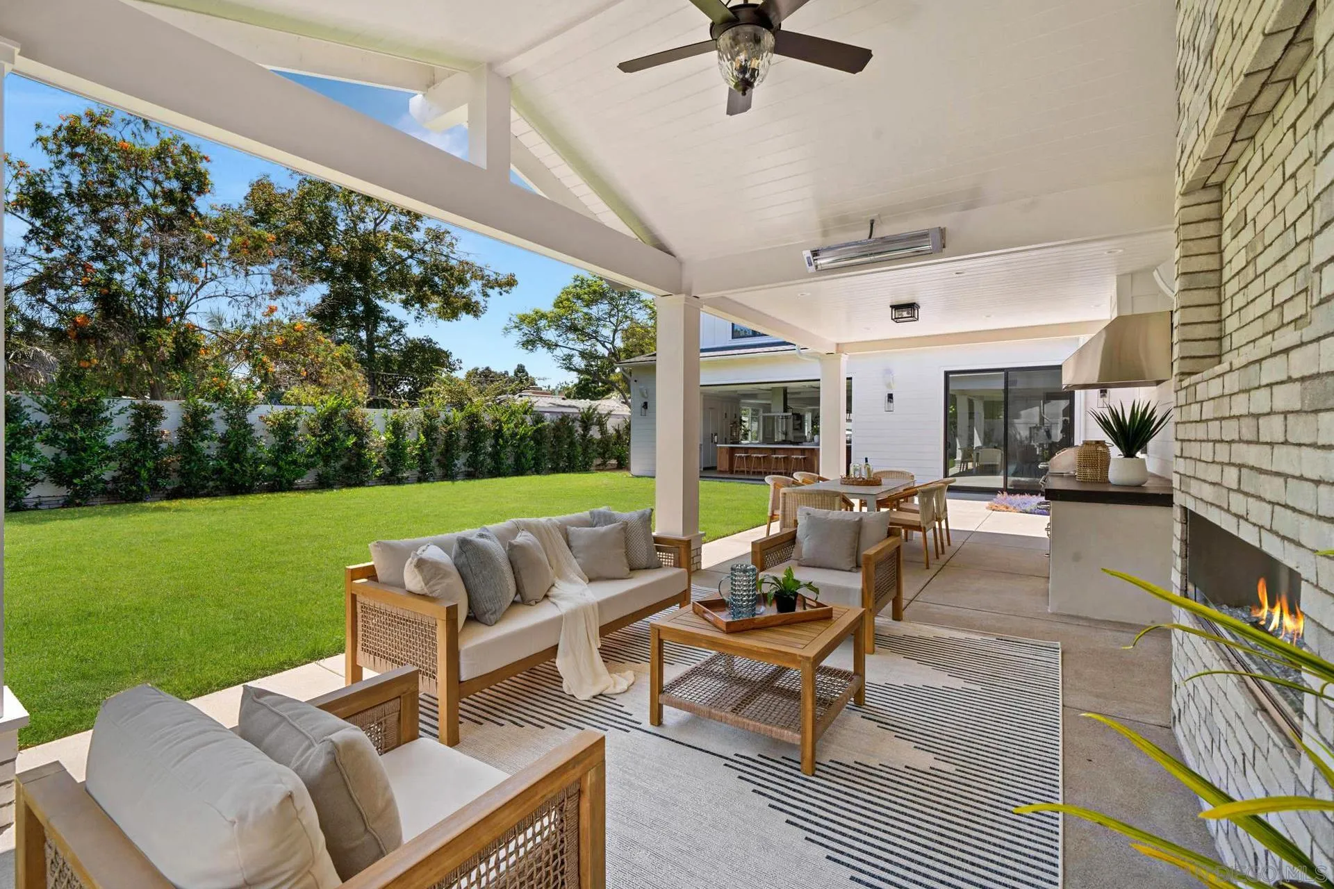 461 Country Club