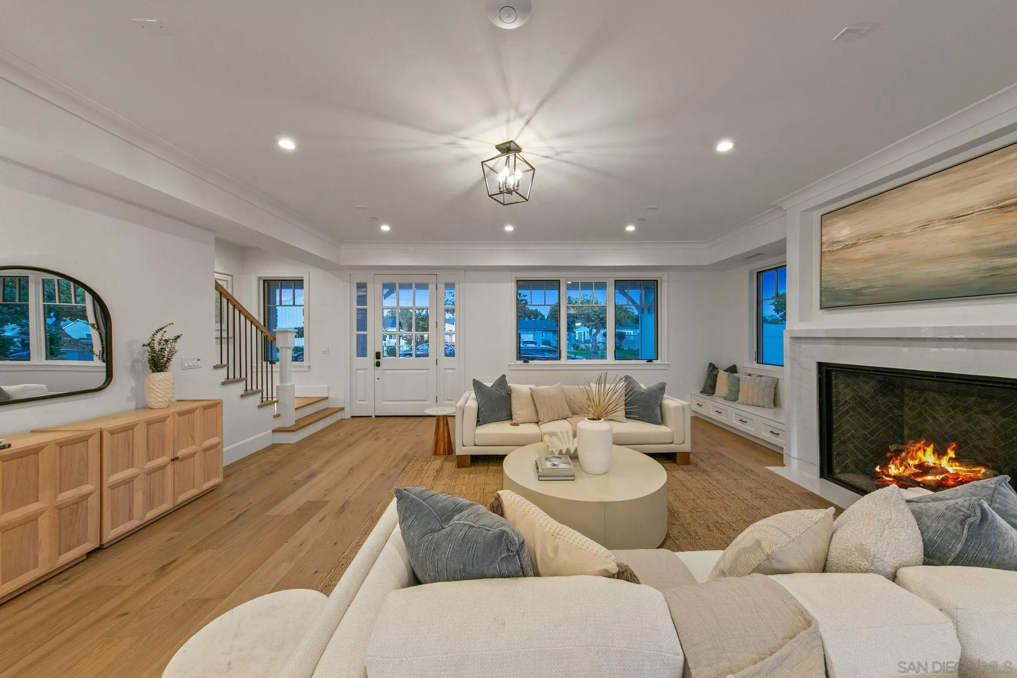 910 Balboa