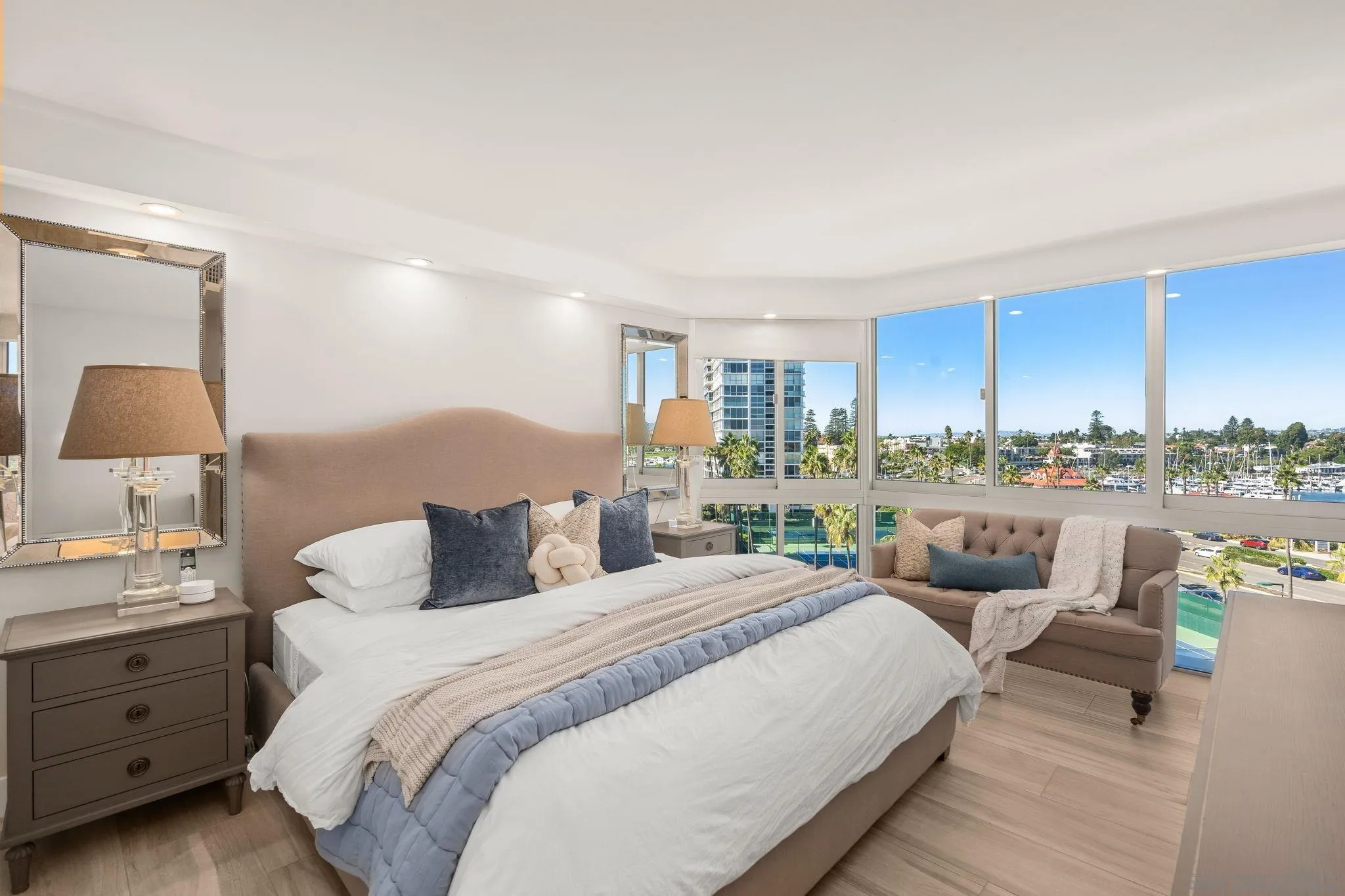 1750 Avenida Del Mundo Unit 504, Coronado Unit: 504