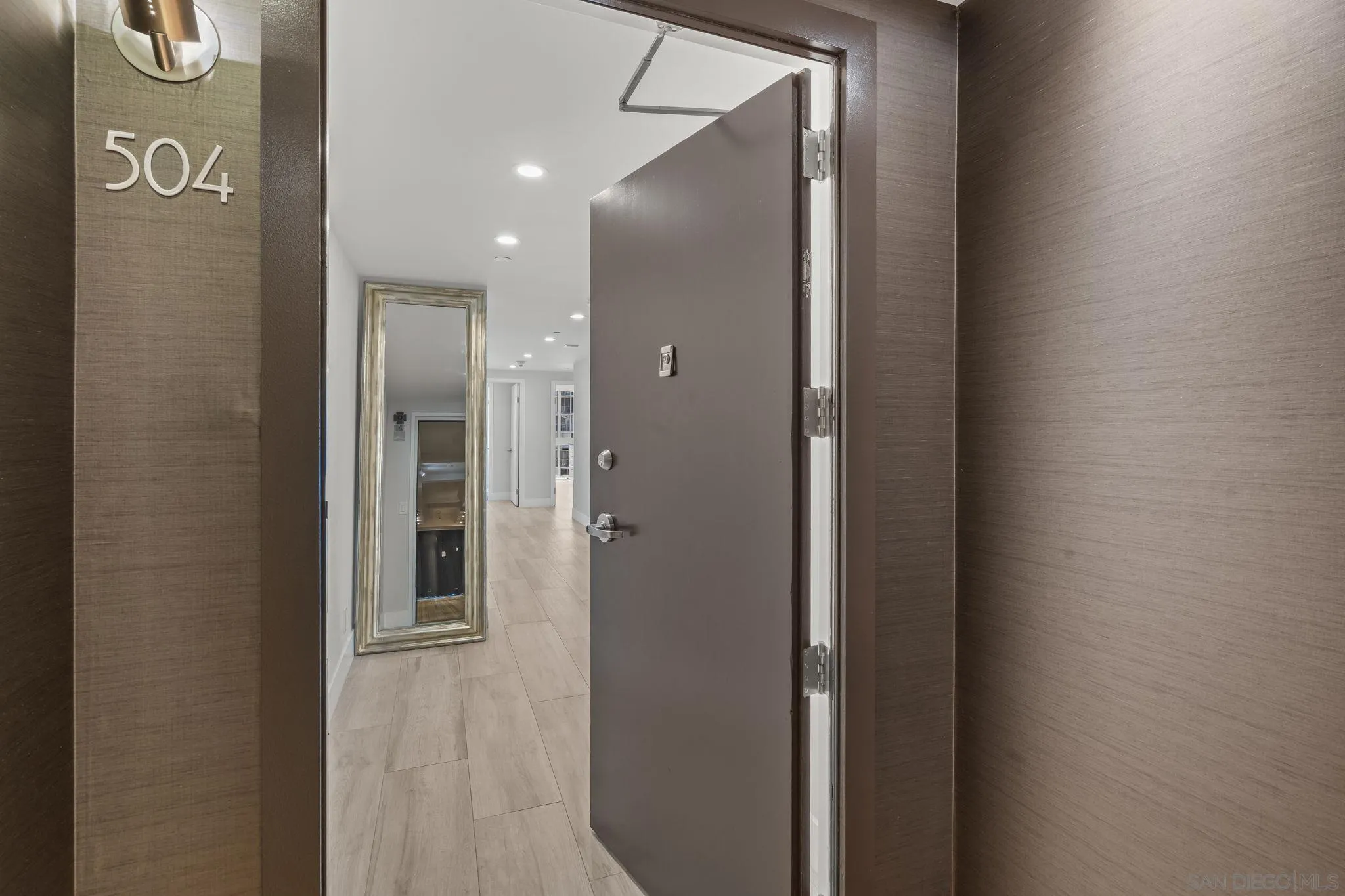 1750 Avenida Del Mundo Unit 504