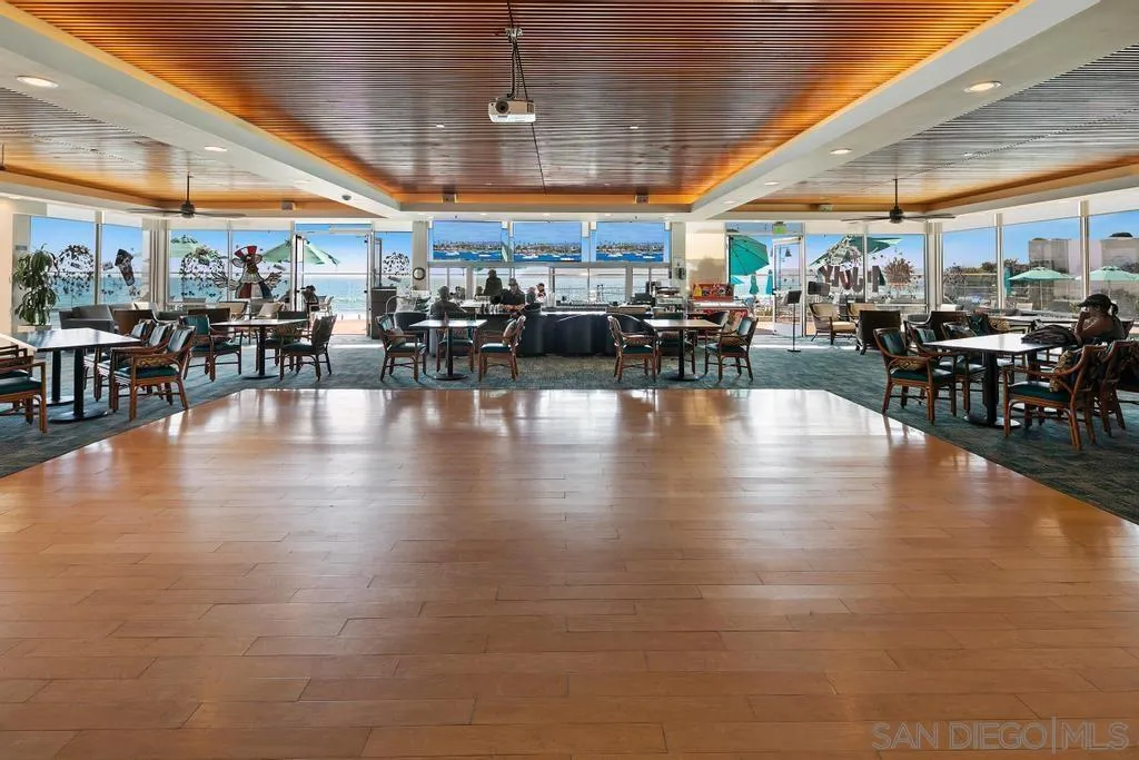 1750 Avenida Del Mundo Unit 504