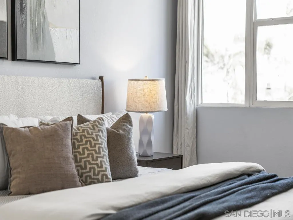 3687 4th Ave Unit 313