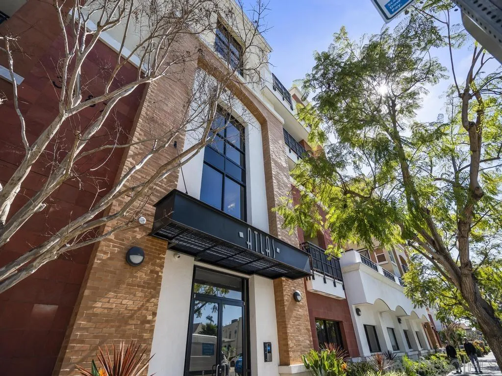 3687 4th Ave Unit 313