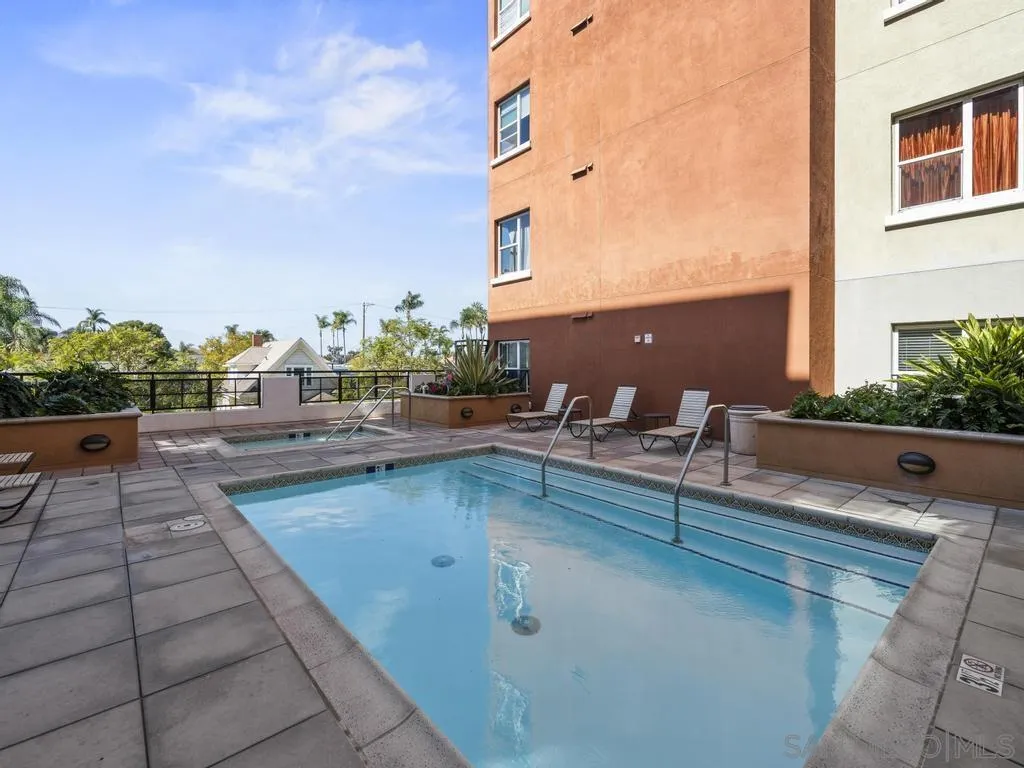 3687 4th Ave Unit 313