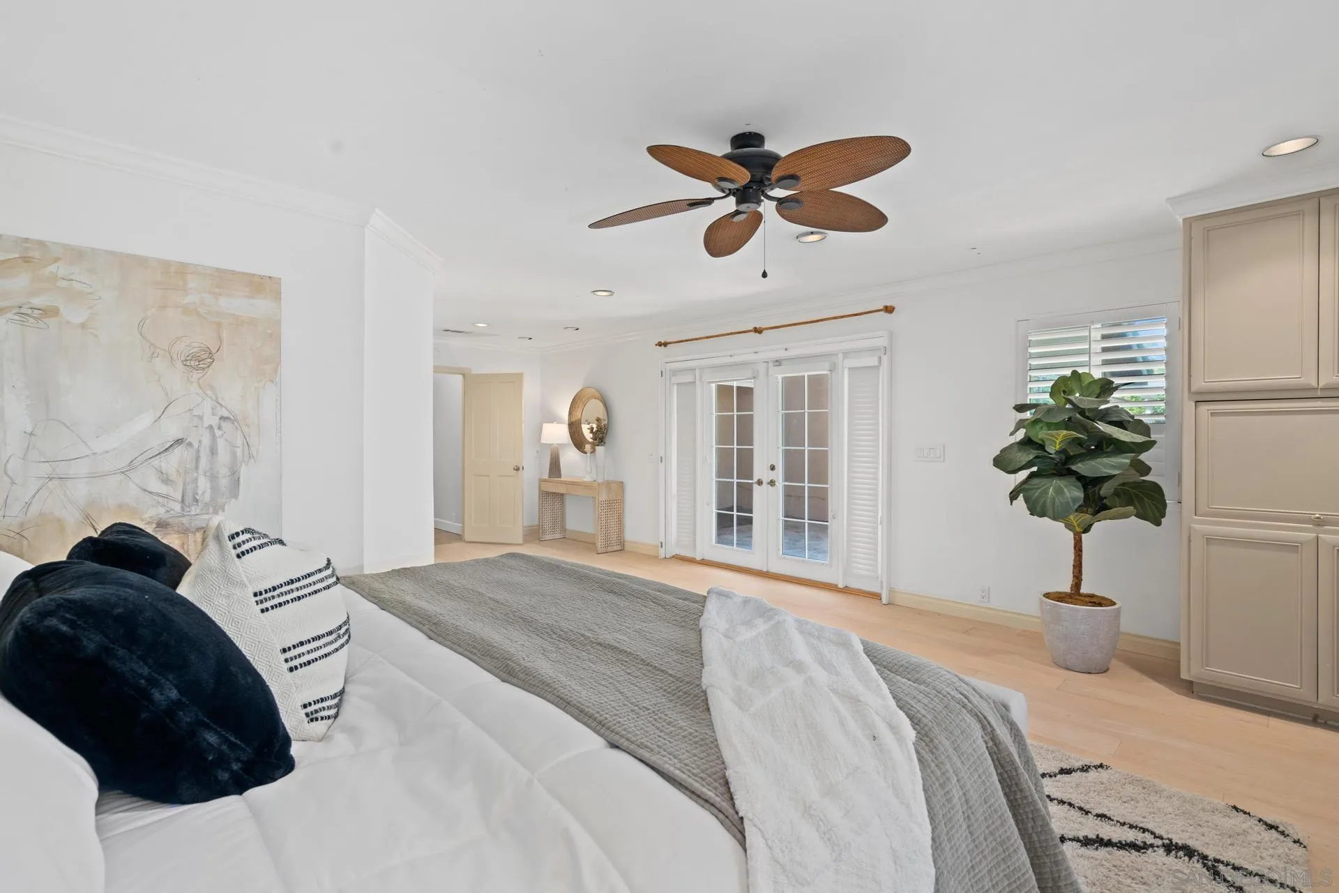 13678 Orchard Gate