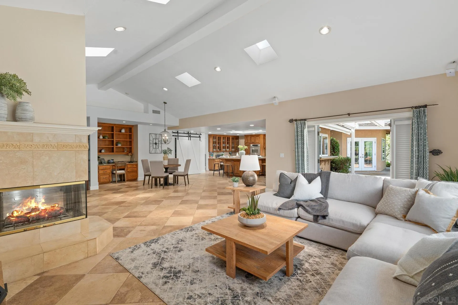 13678 Orchard Gate